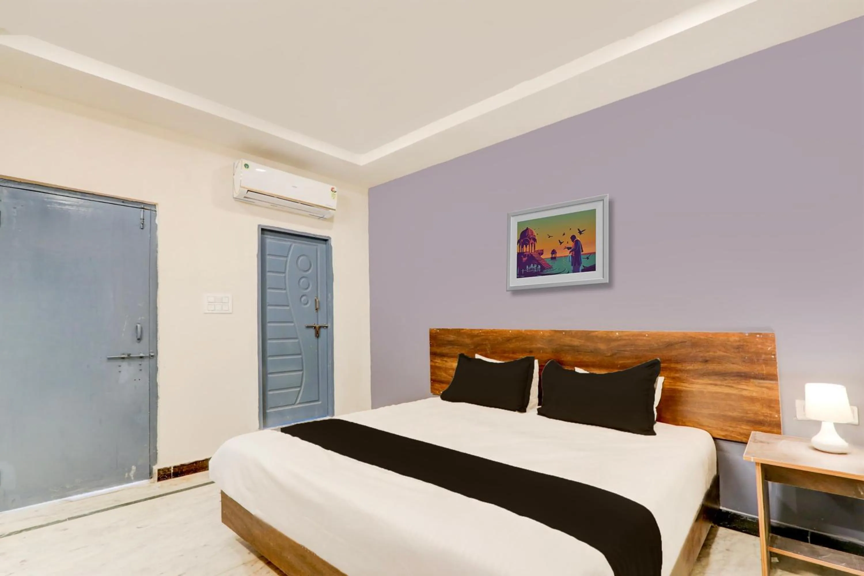 Bedroom, Bed in Hotel O R Square