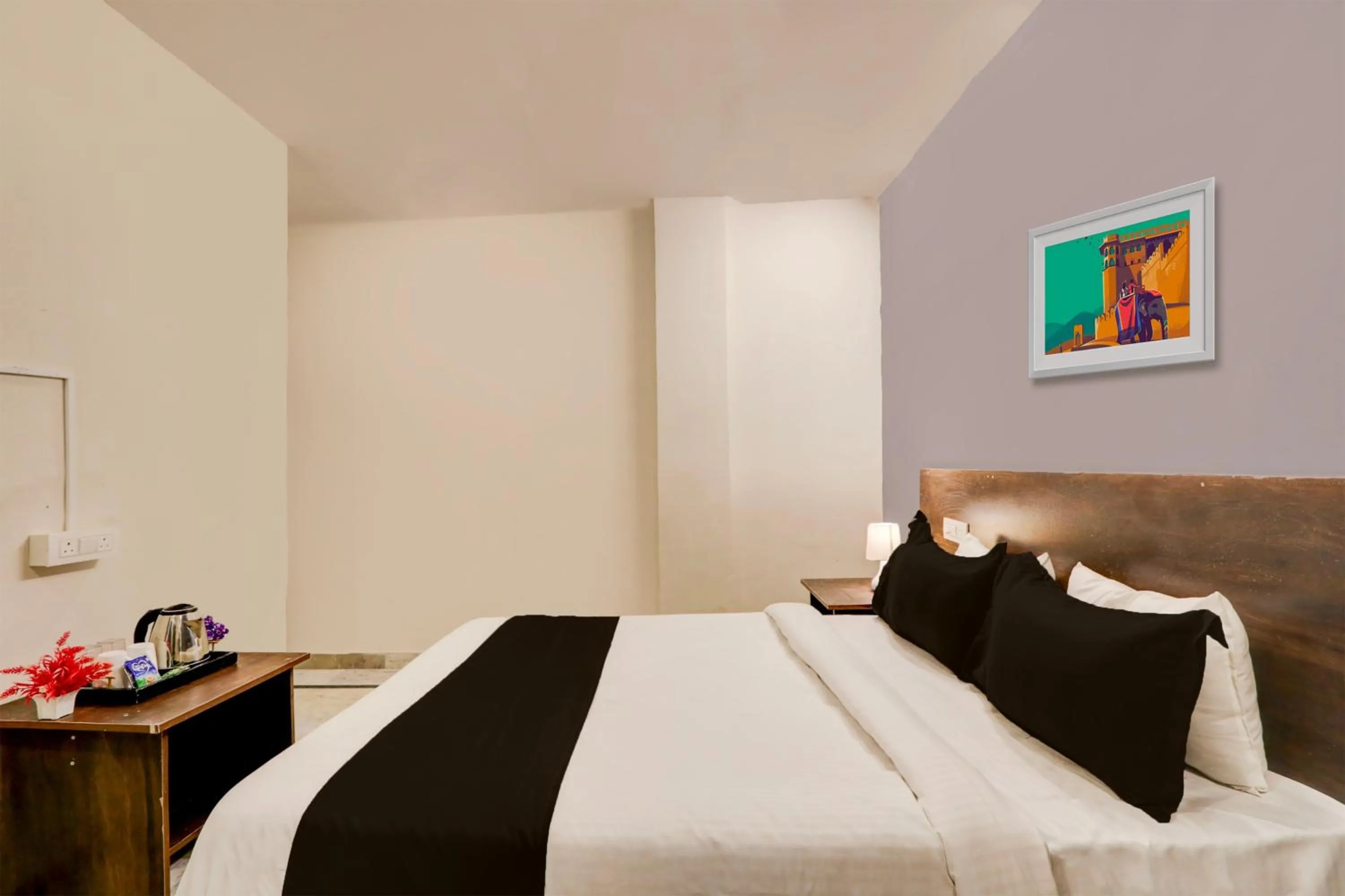 Bedroom, Bed in Hotel O R Square
