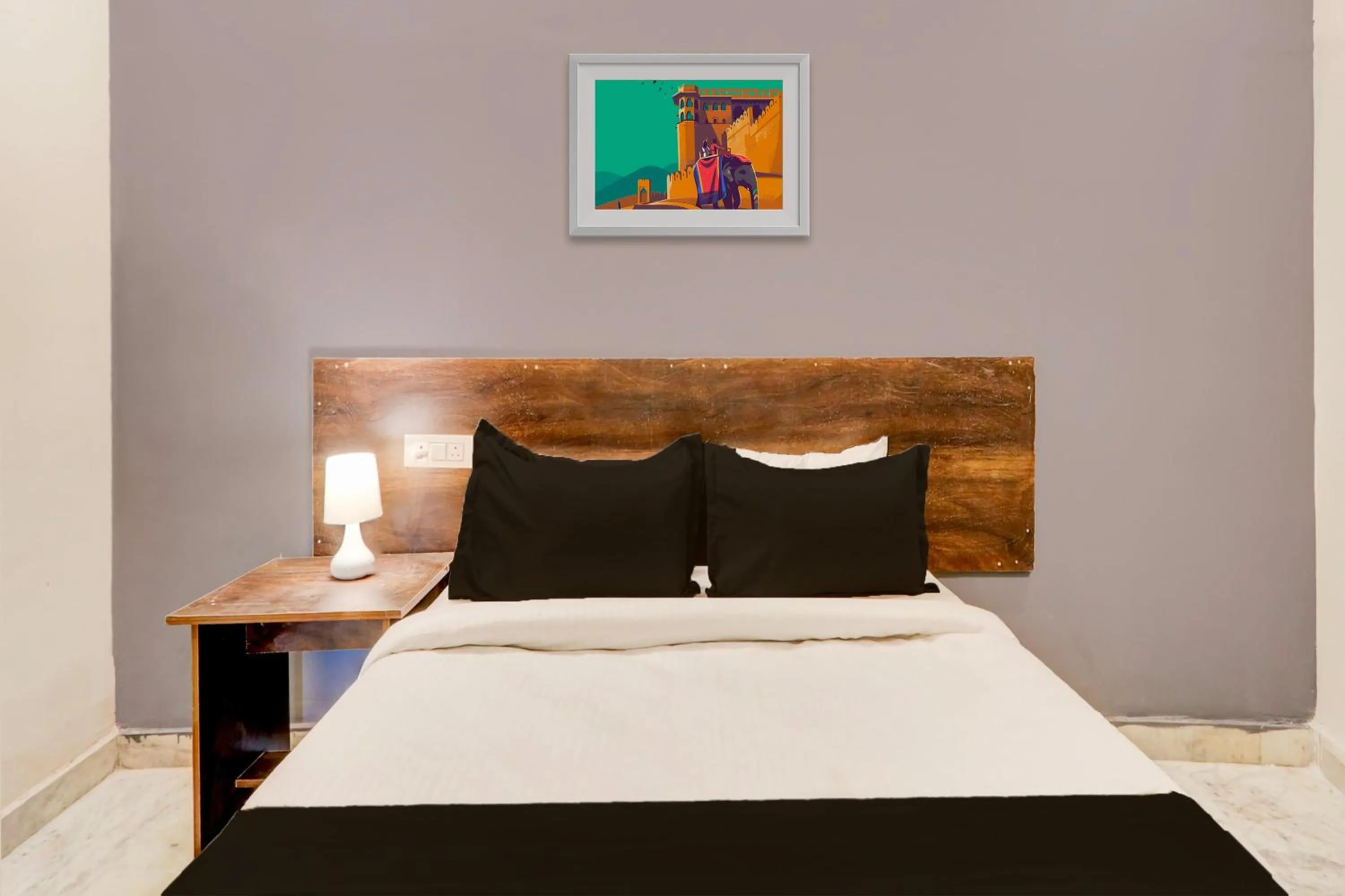 Bedroom, Bed in Hotel O R Square