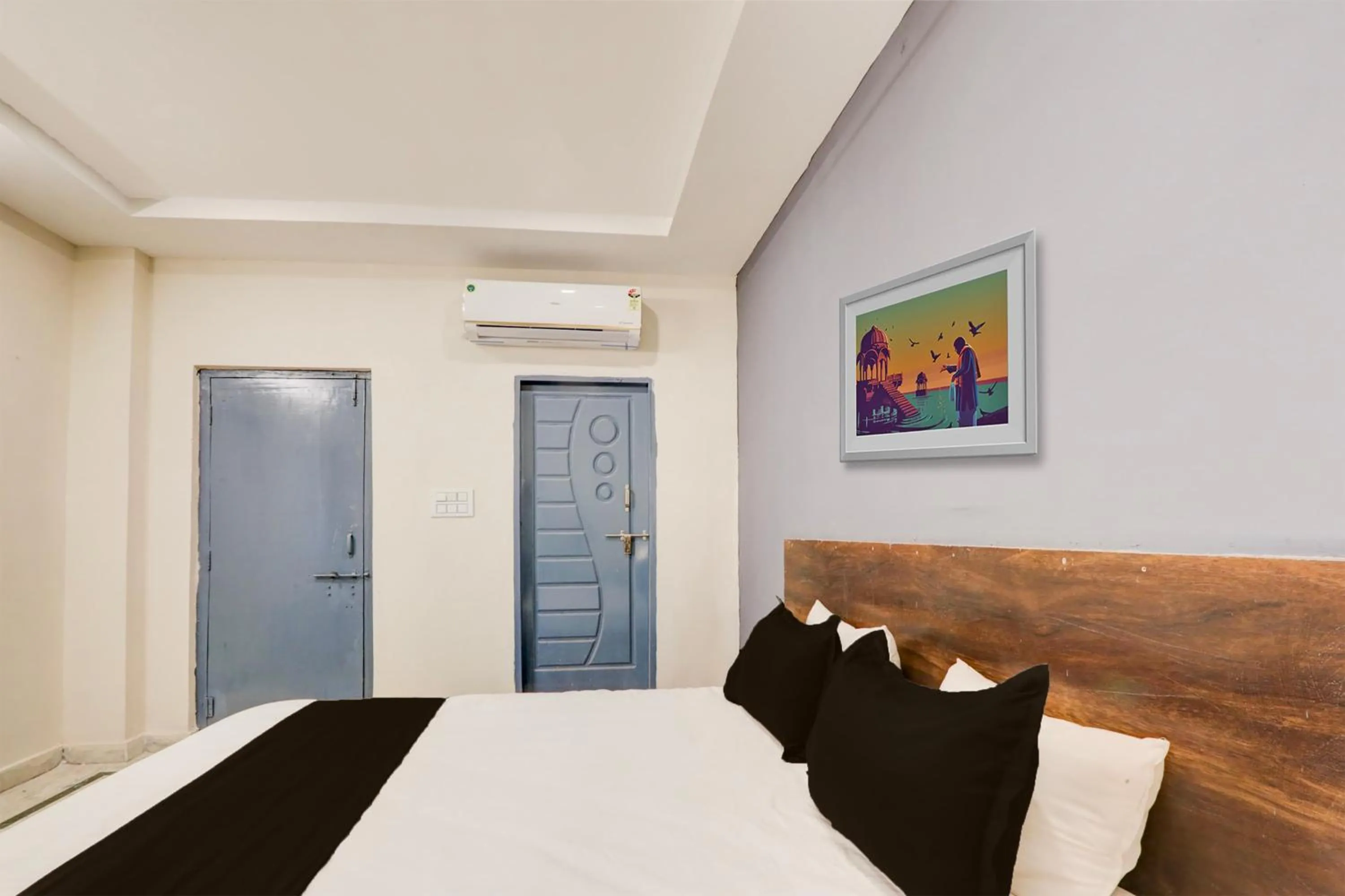 Bedroom, Bed in Hotel O R Square