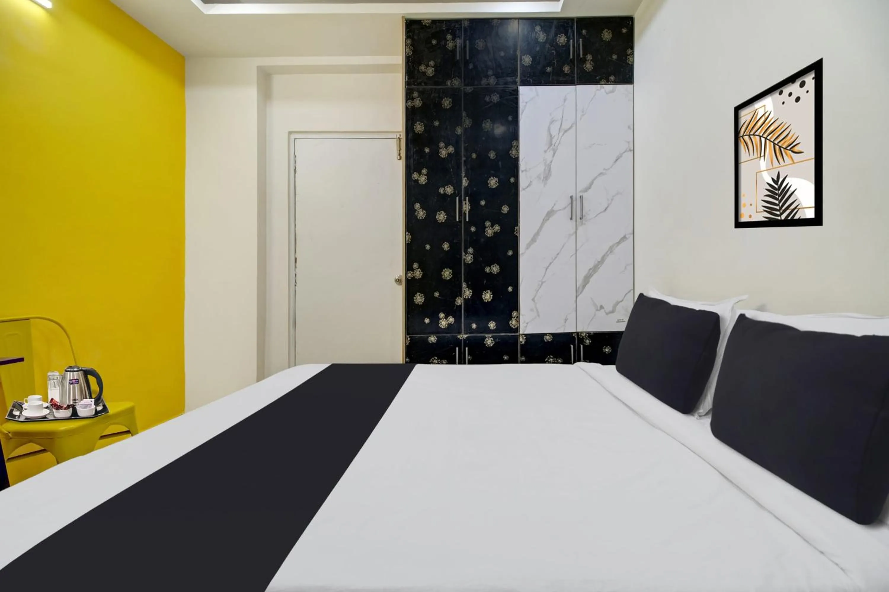 Bedroom, Bed in Hotel O Amaravathi Road Annapurna Nagar