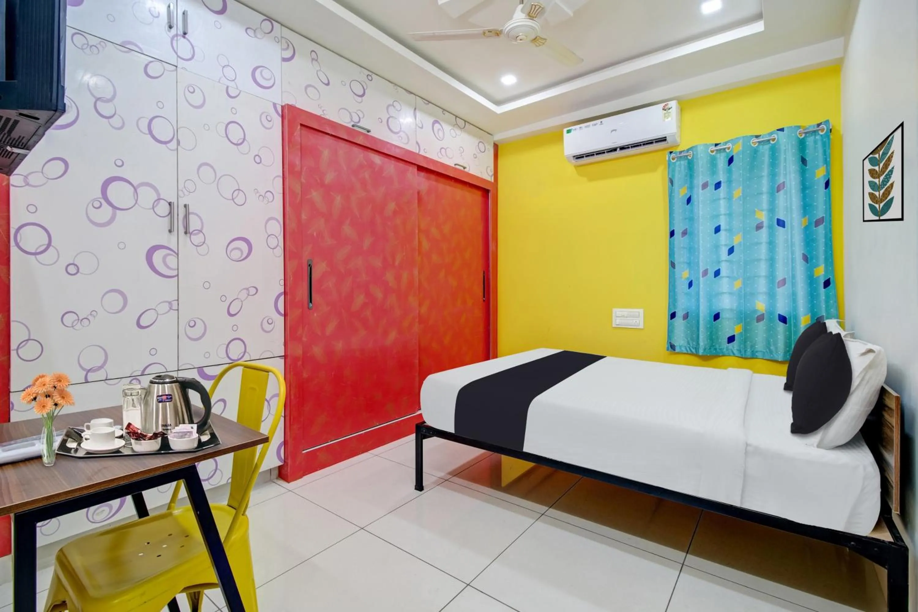 Bedroom, Bed in Hotel O Amaravathi Road Annapurna Nagar