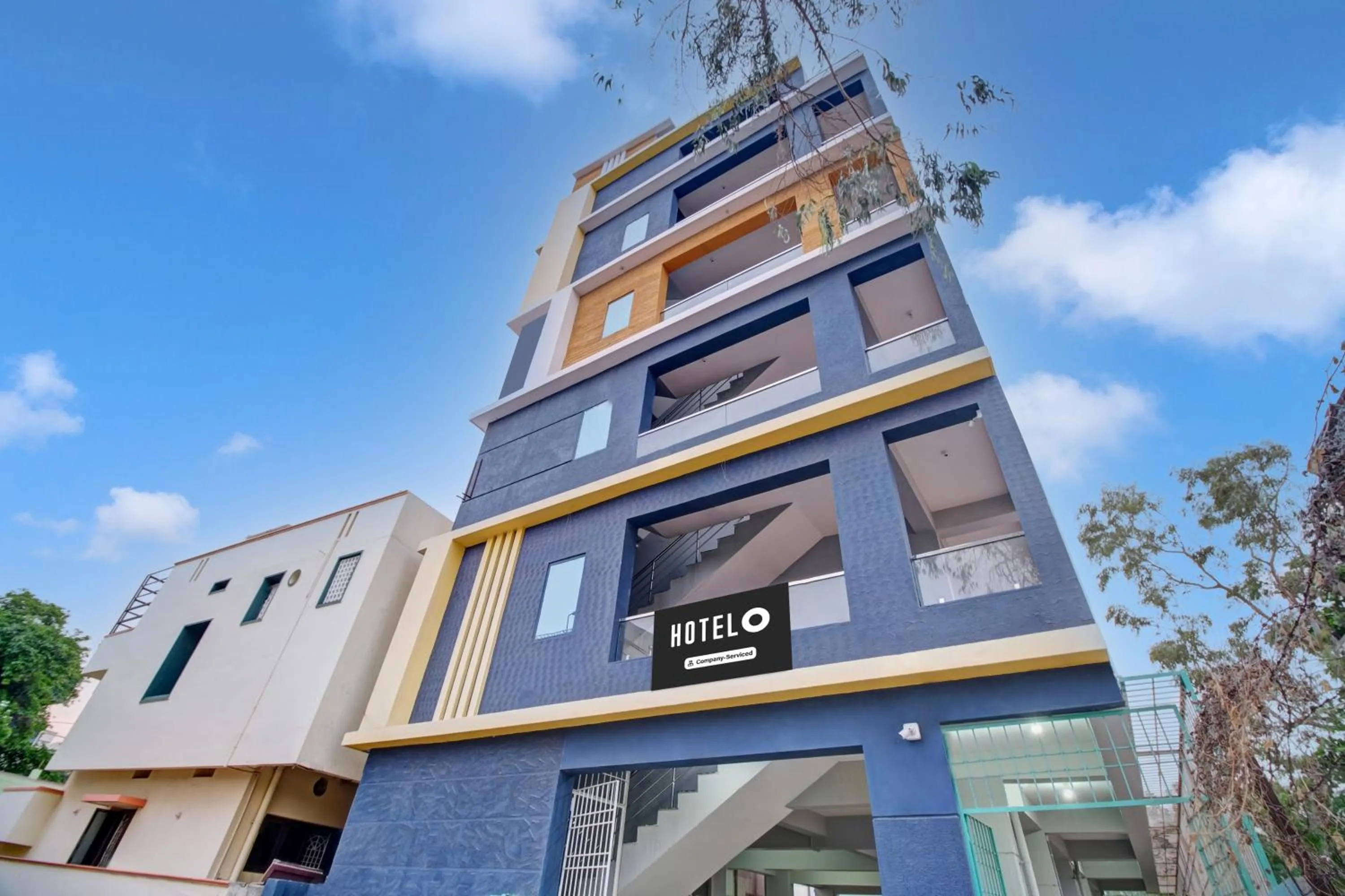 Facade/entrance in Hotel O Amaravathi Road Annapurna Nagar