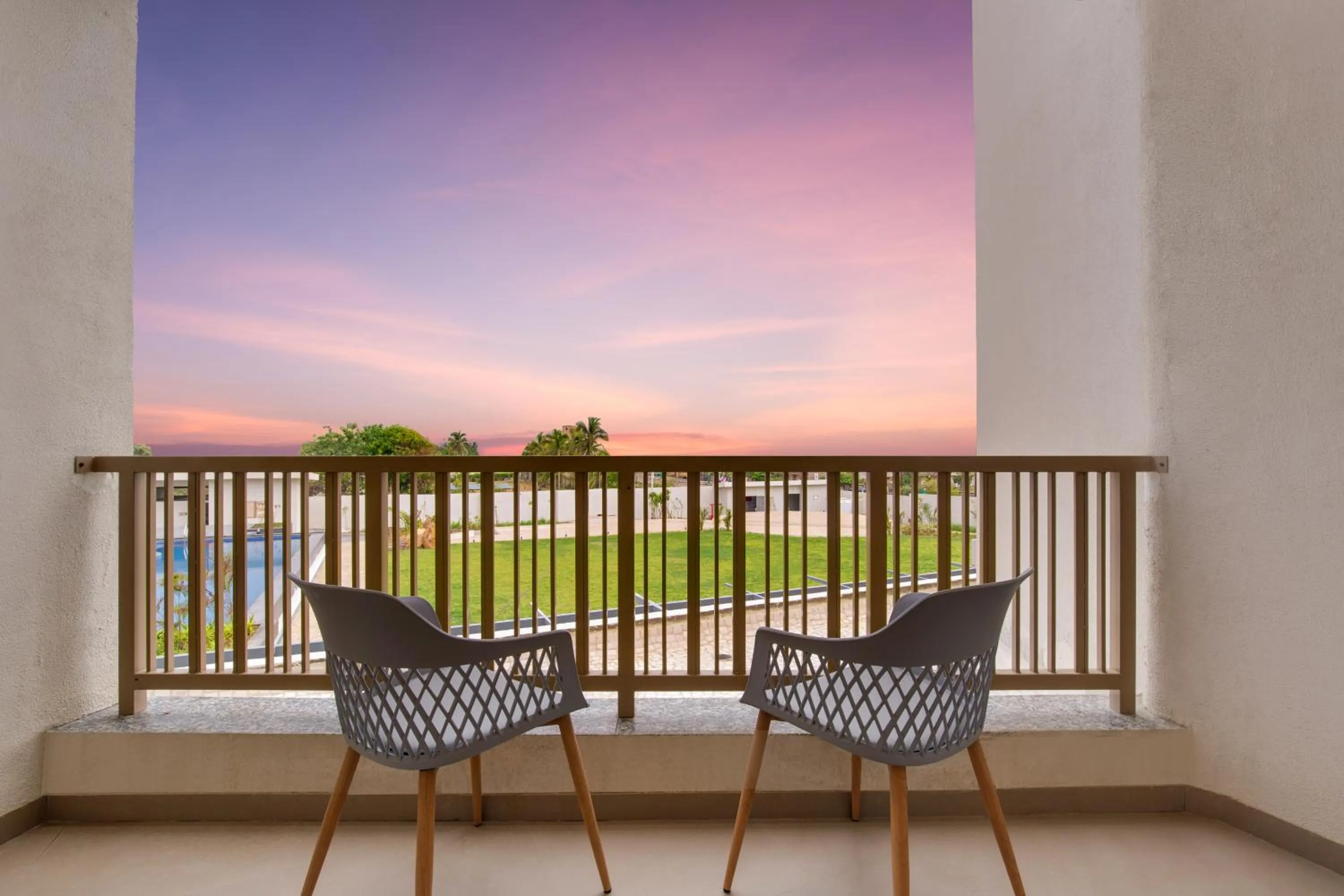 Bedroom in Lemon Tree Resort, Somnath