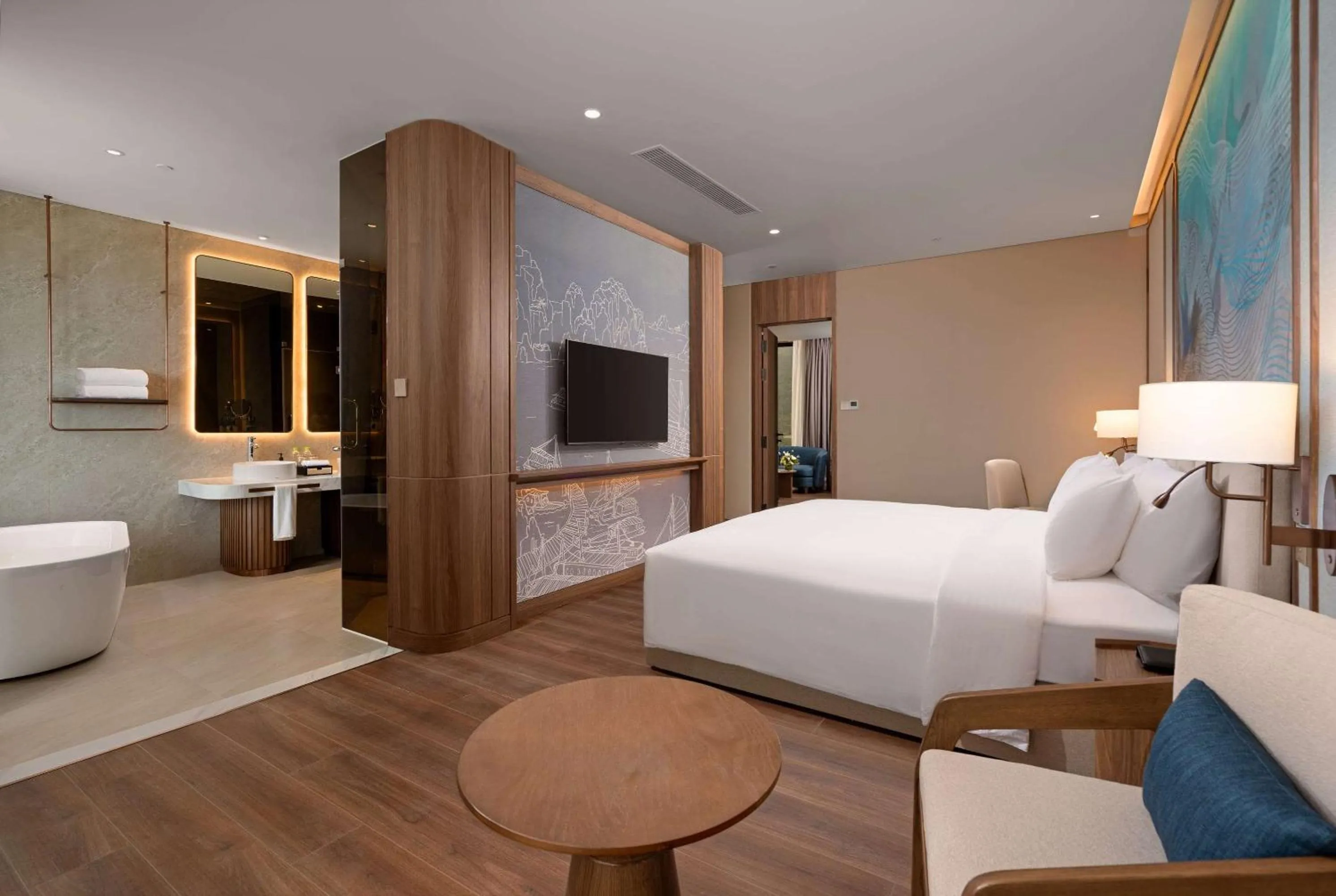 Bed in Wyndham Garden Sonasea Van Don