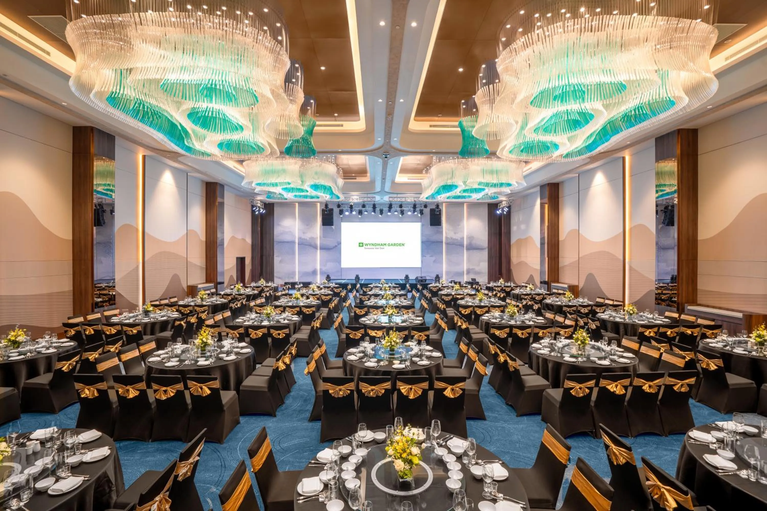 Banquet/Function facilities in Wyndham Garden Sonasea Van Don
