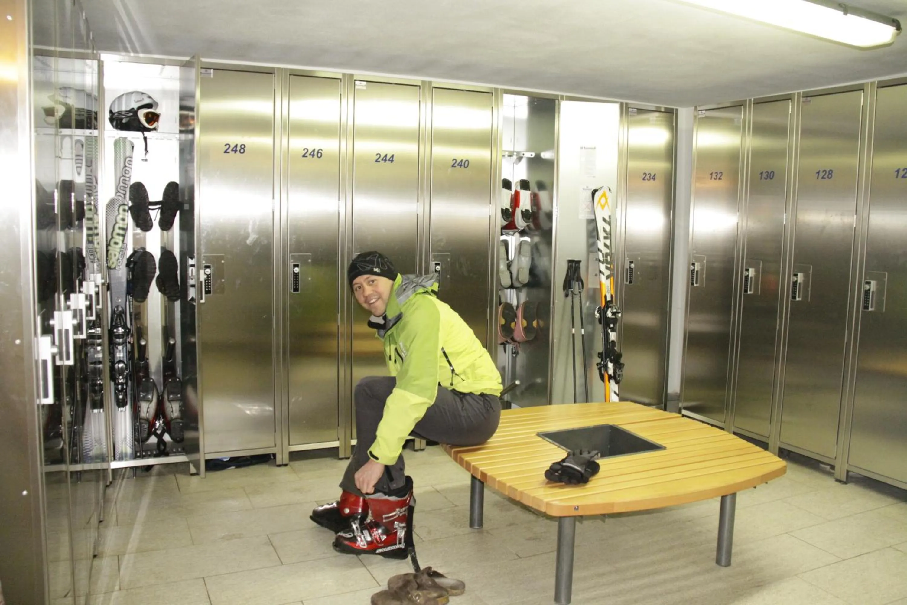 People in Hotel Le Alpi