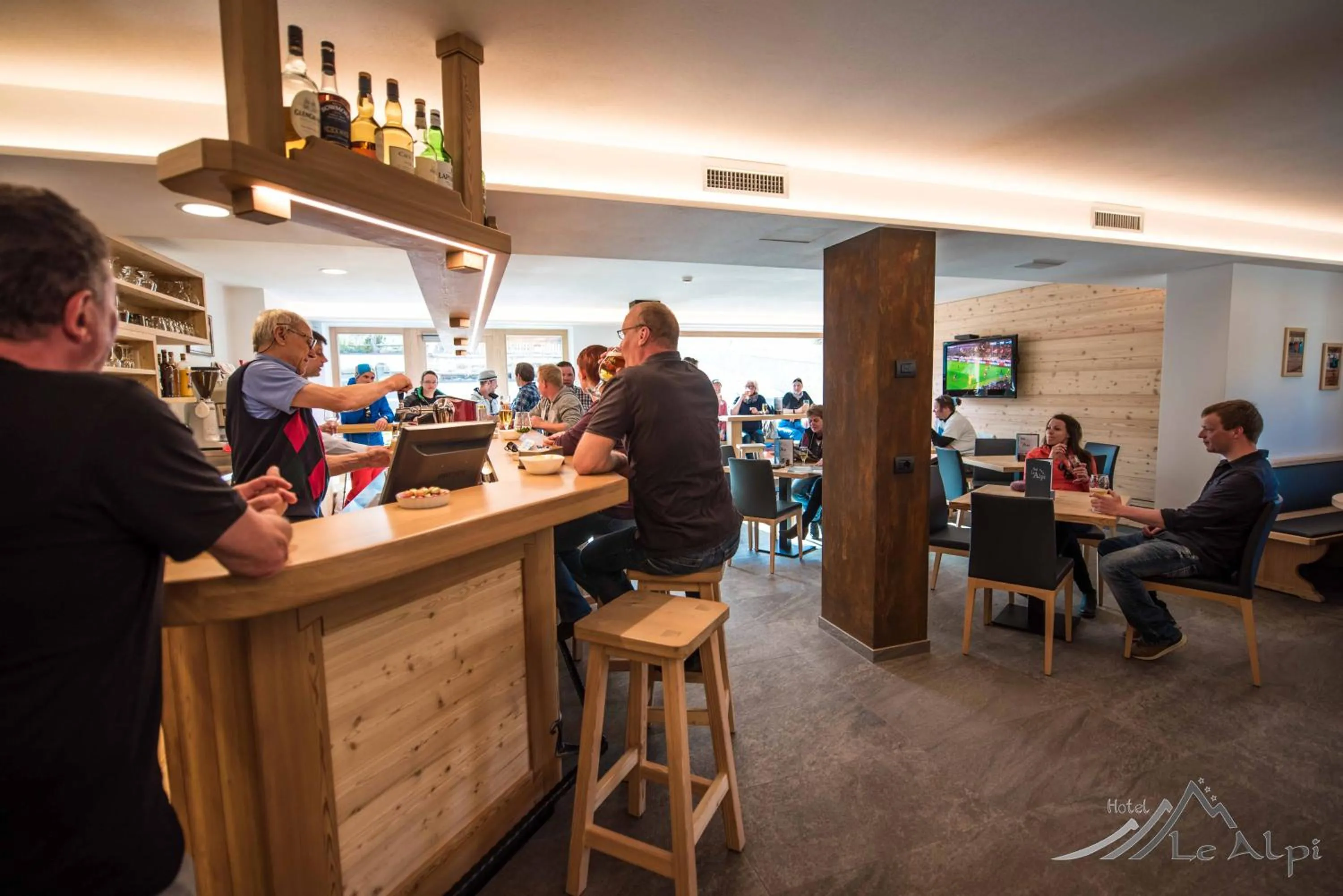 Lounge or bar in Hotel Le Alpi