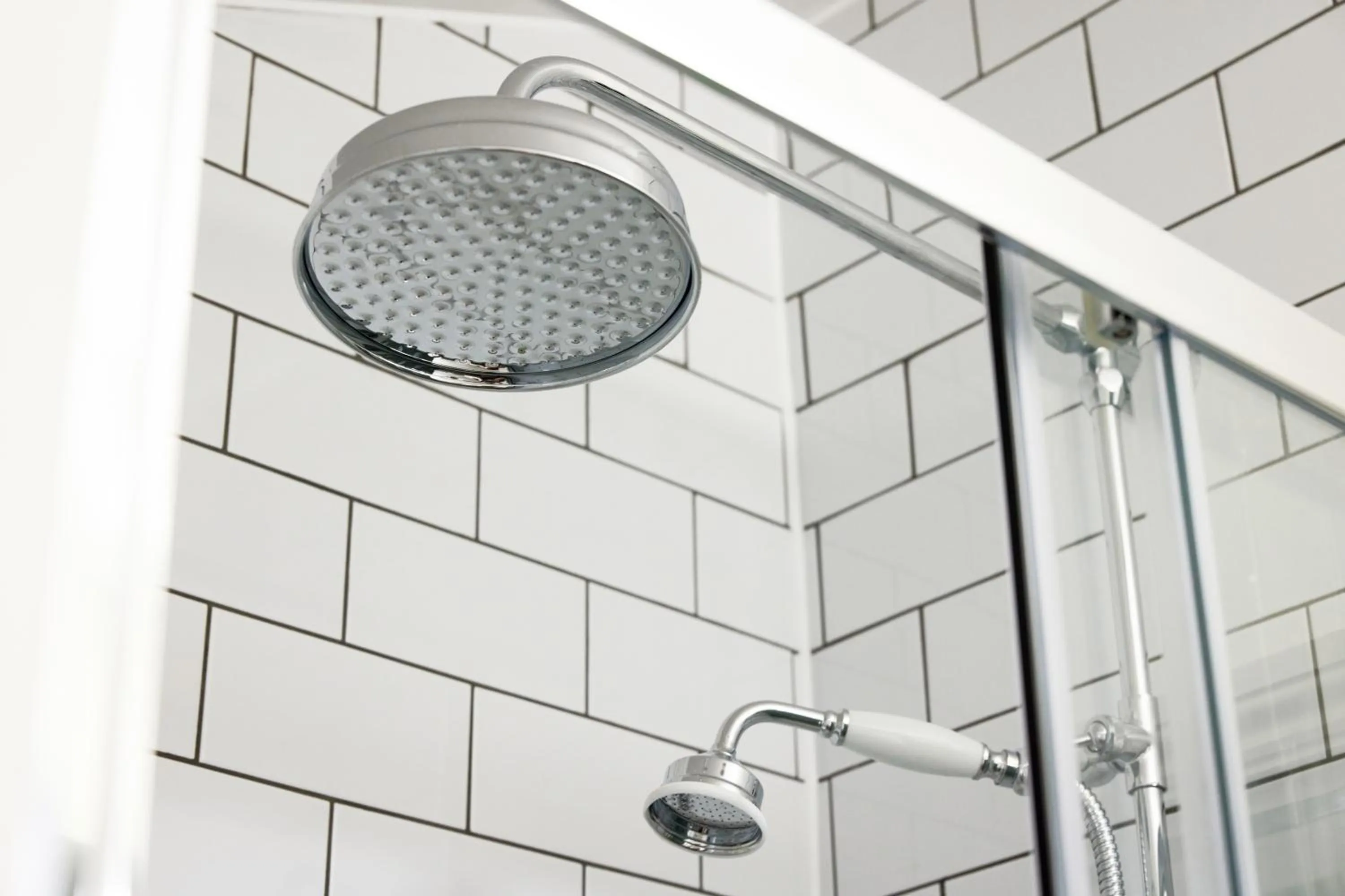 Shower in The Kings Head Wroxham by Greene King Inns