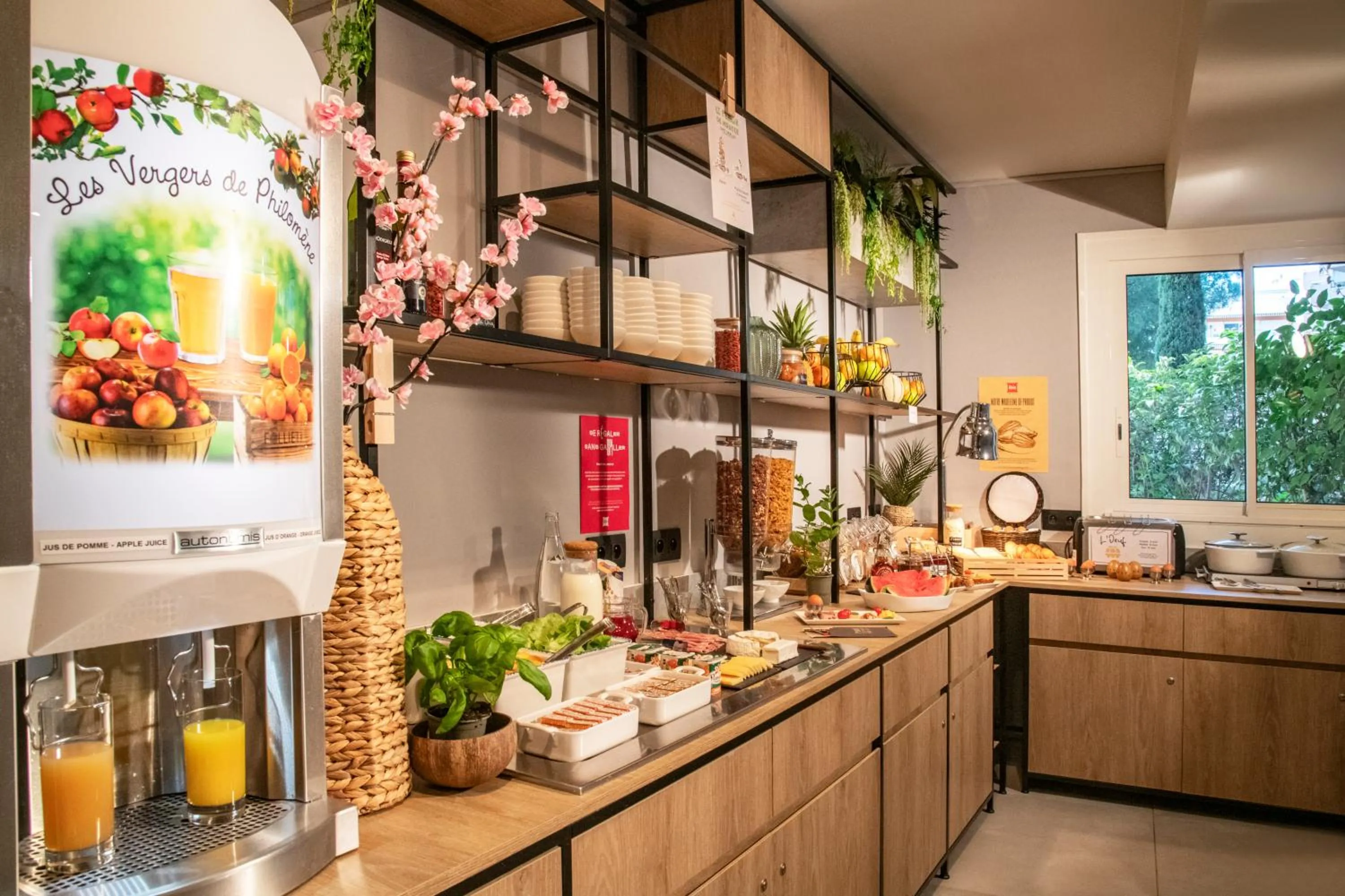 Breakfast in Ibis Roquebrune Cap Martin Menton