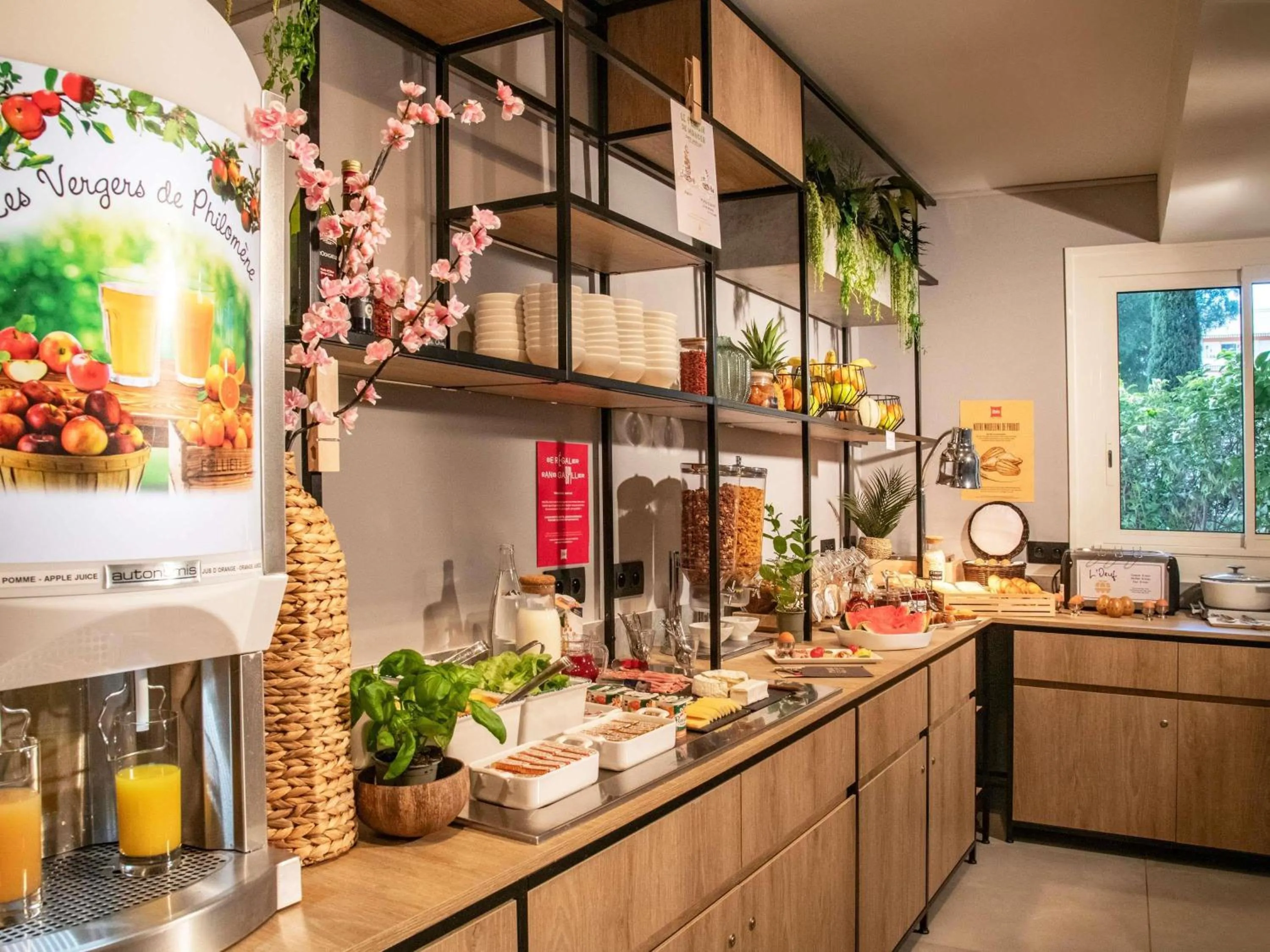 Breakfast in Ibis Roquebrune Cap Martin Menton