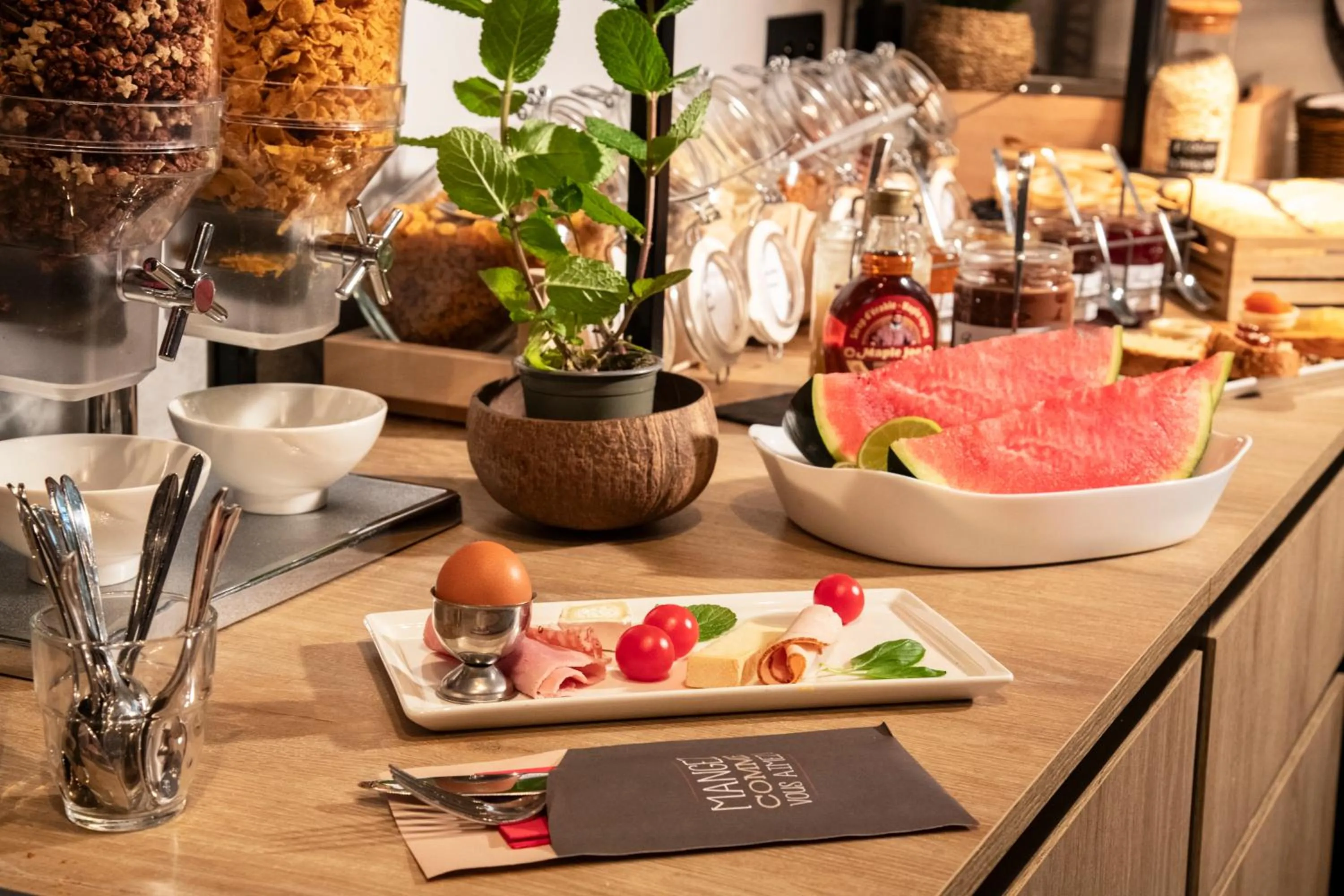 Breakfast in Ibis Roquebrune Cap Martin Menton