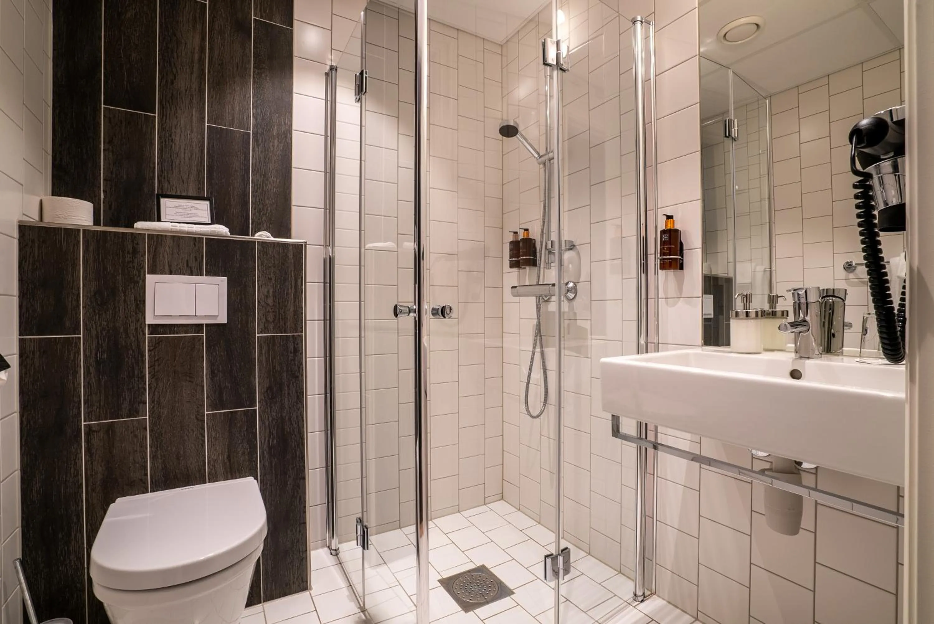 Shower in Vollan Gjestestue