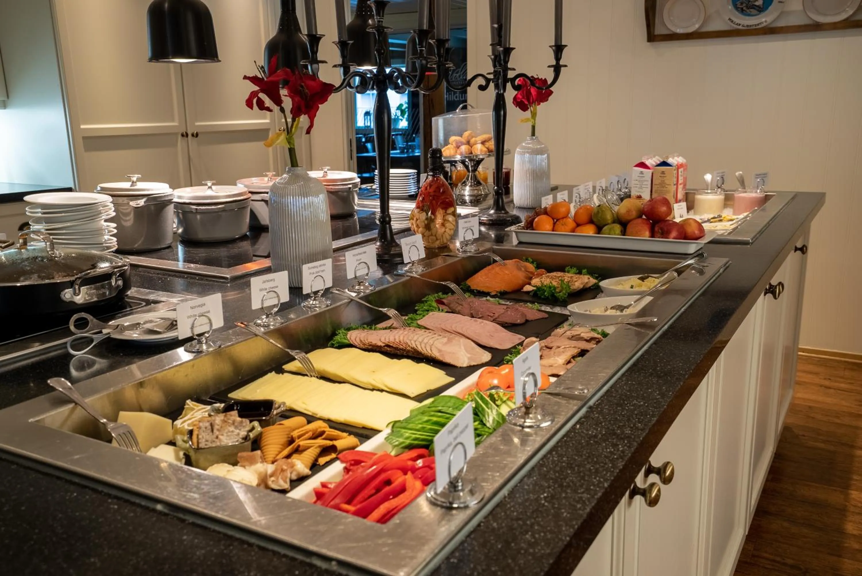 Breakfast in Vollan Gjestestue