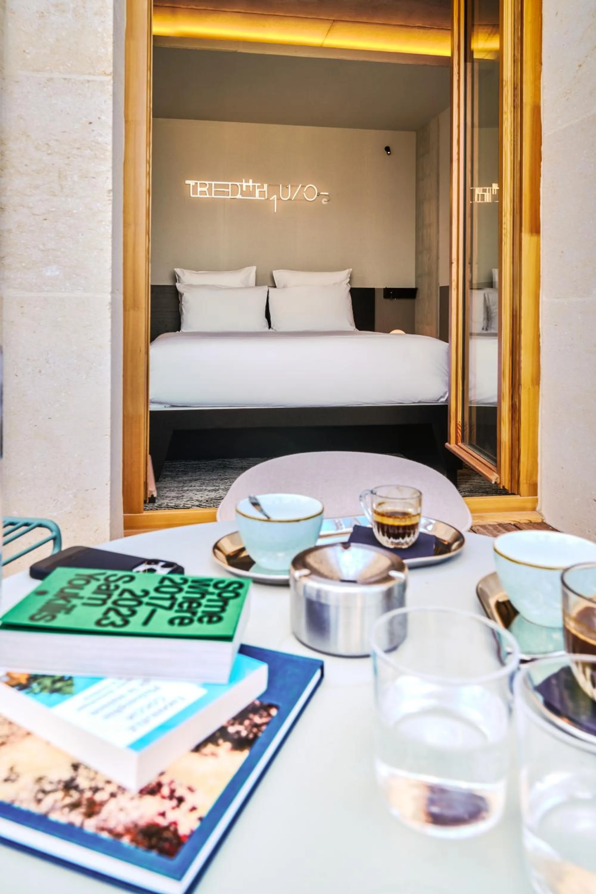 Balcony/Terrace, Bed in TRIBE Paris Clichy