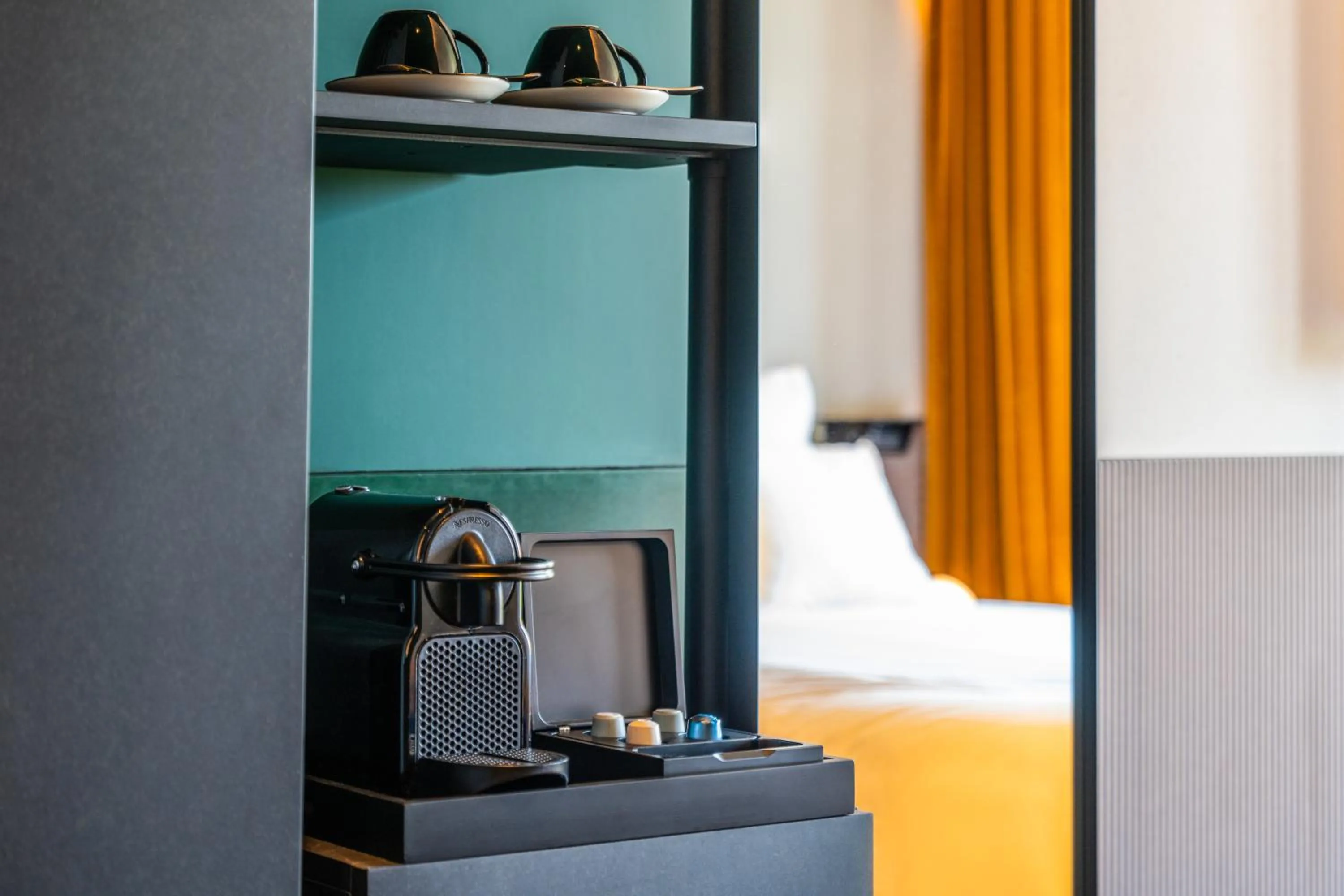 Coffee/tea facilities in TRIBE Paris Clichy