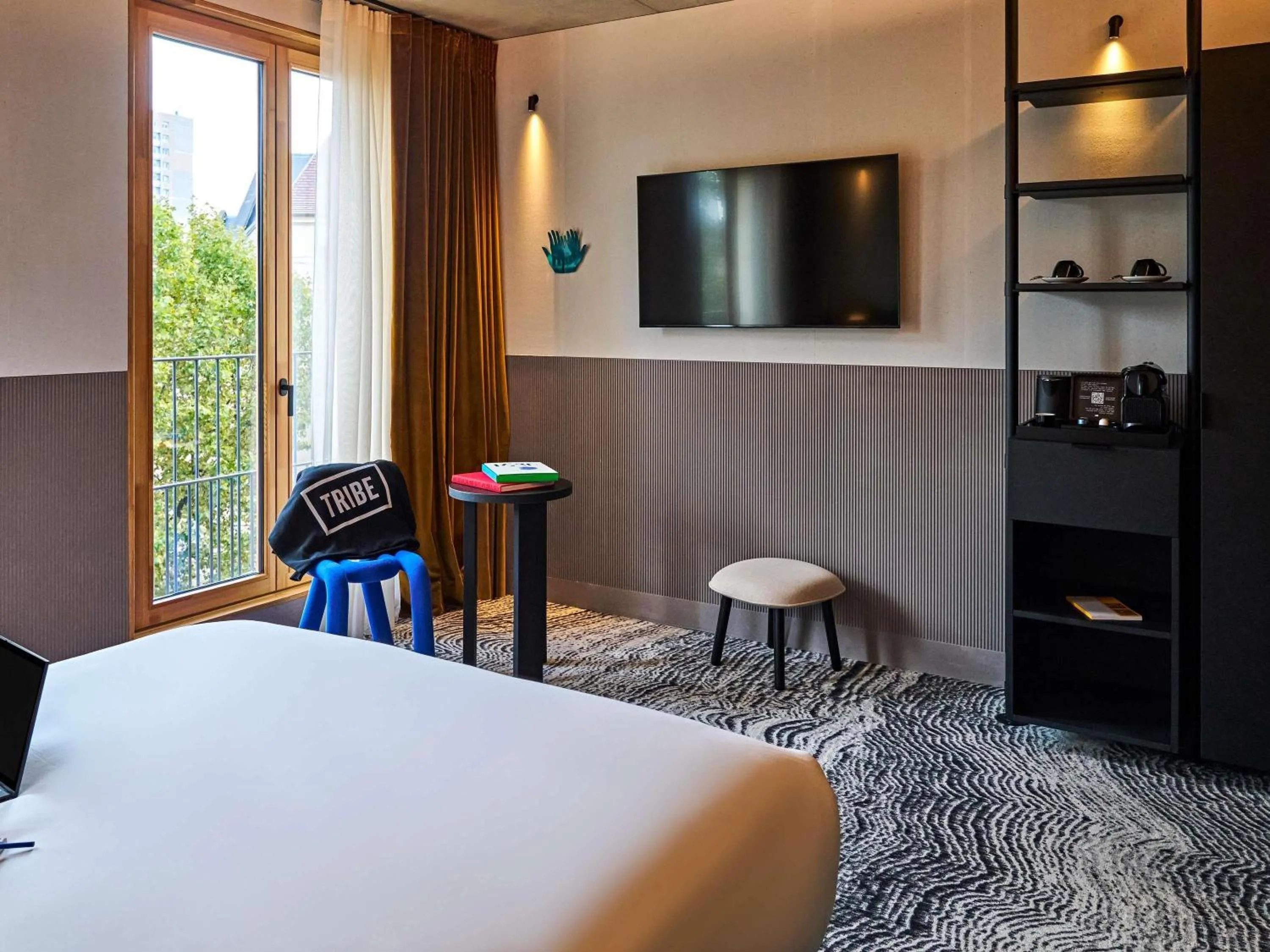 Bedroom, Bed in TRIBE Paris Clichy