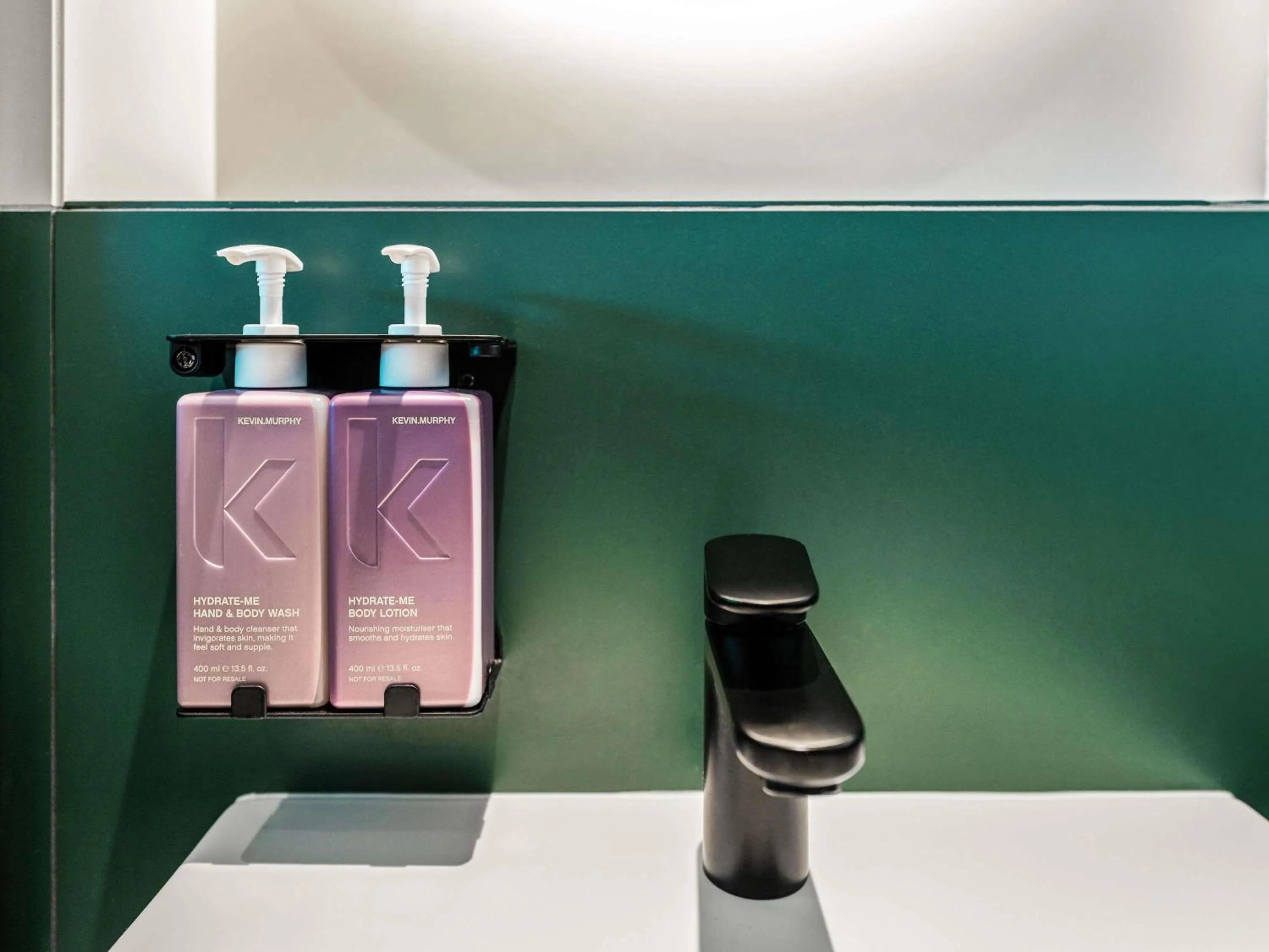 Bedroom in TRIBE Paris Clichy