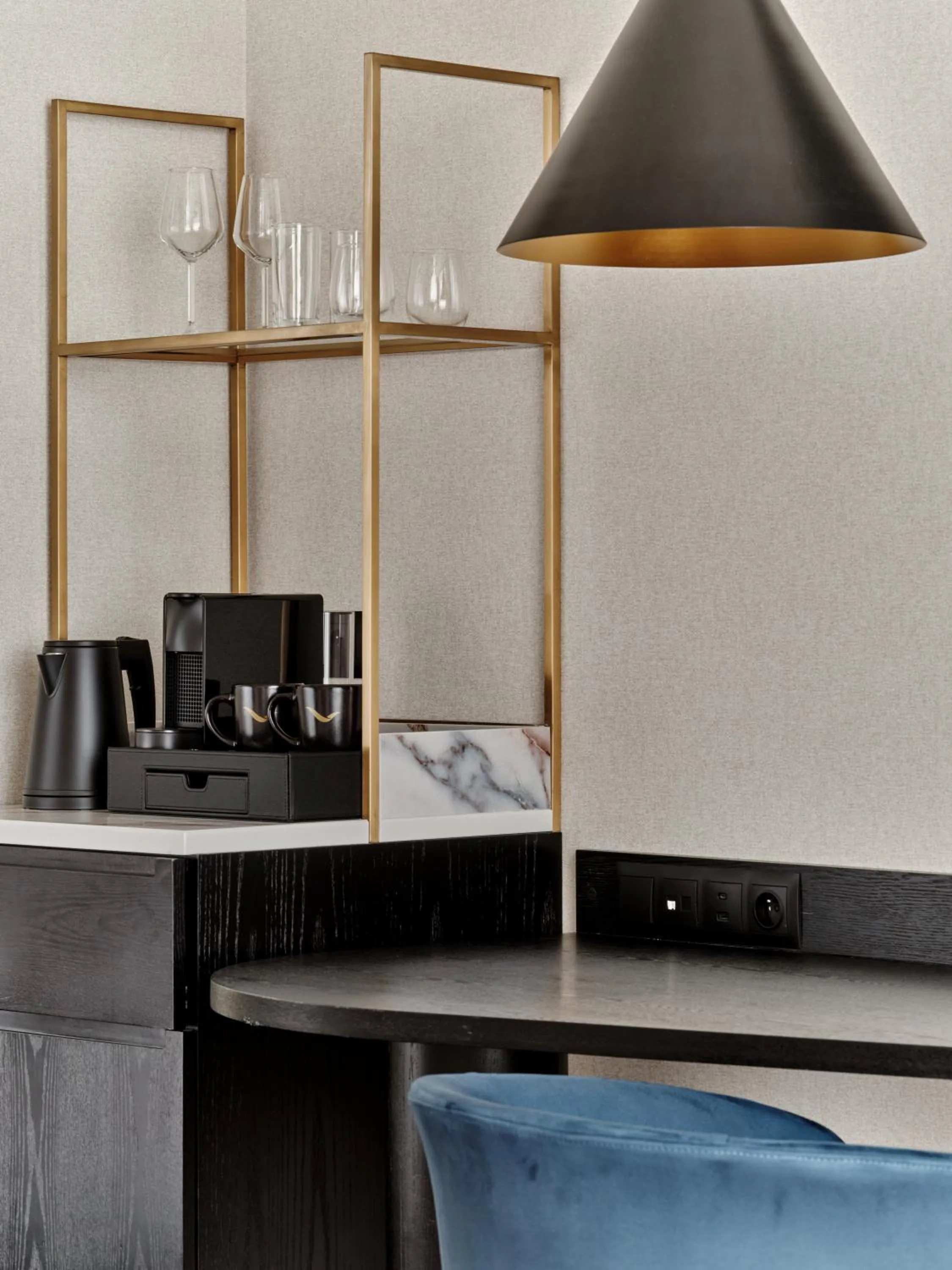 Coffee/tea facilities in Mövenpick Grand Hotel Wroclaw