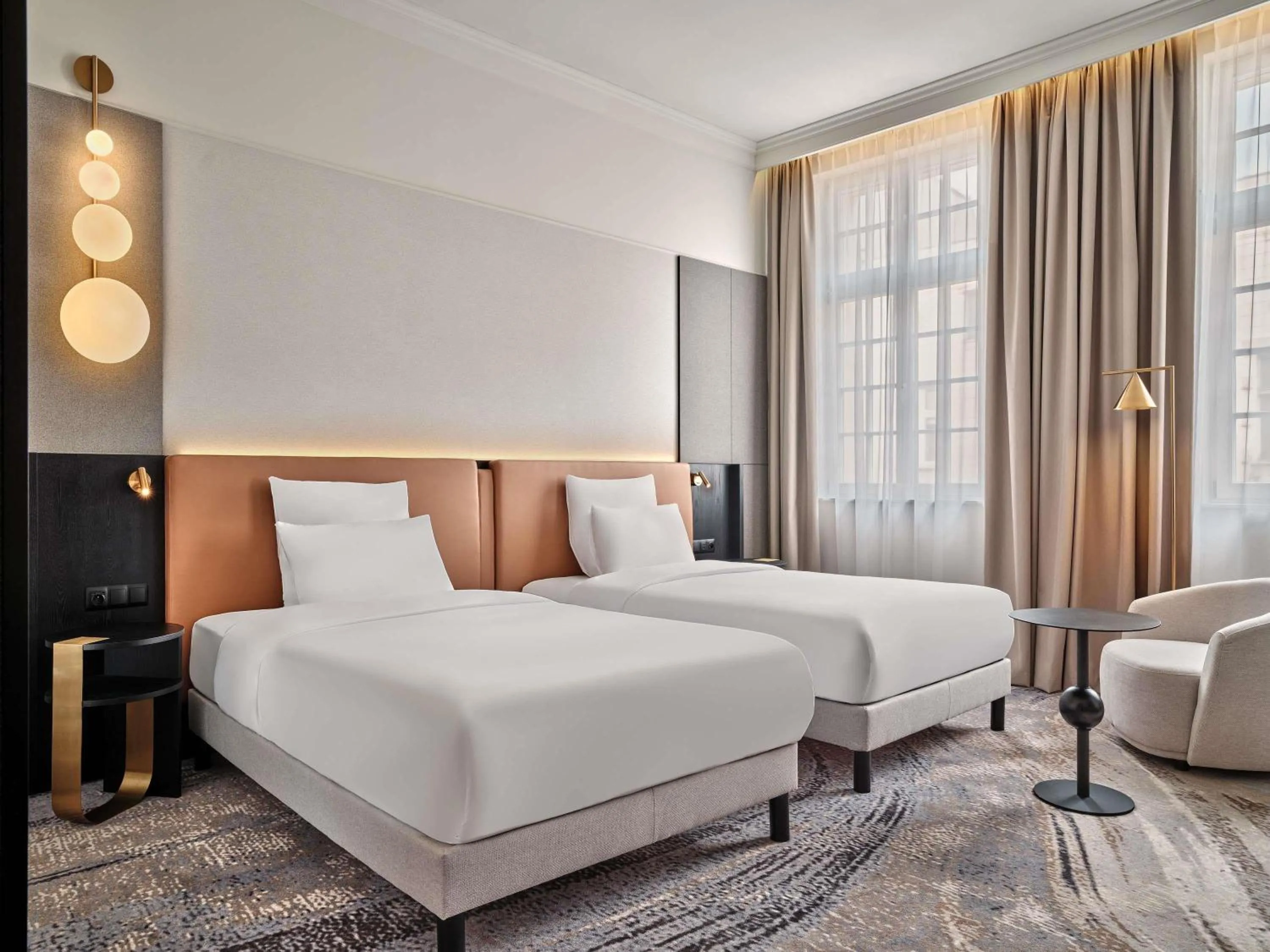 Bedroom, Bed in Mövenpick Grand Hotel Wroclaw