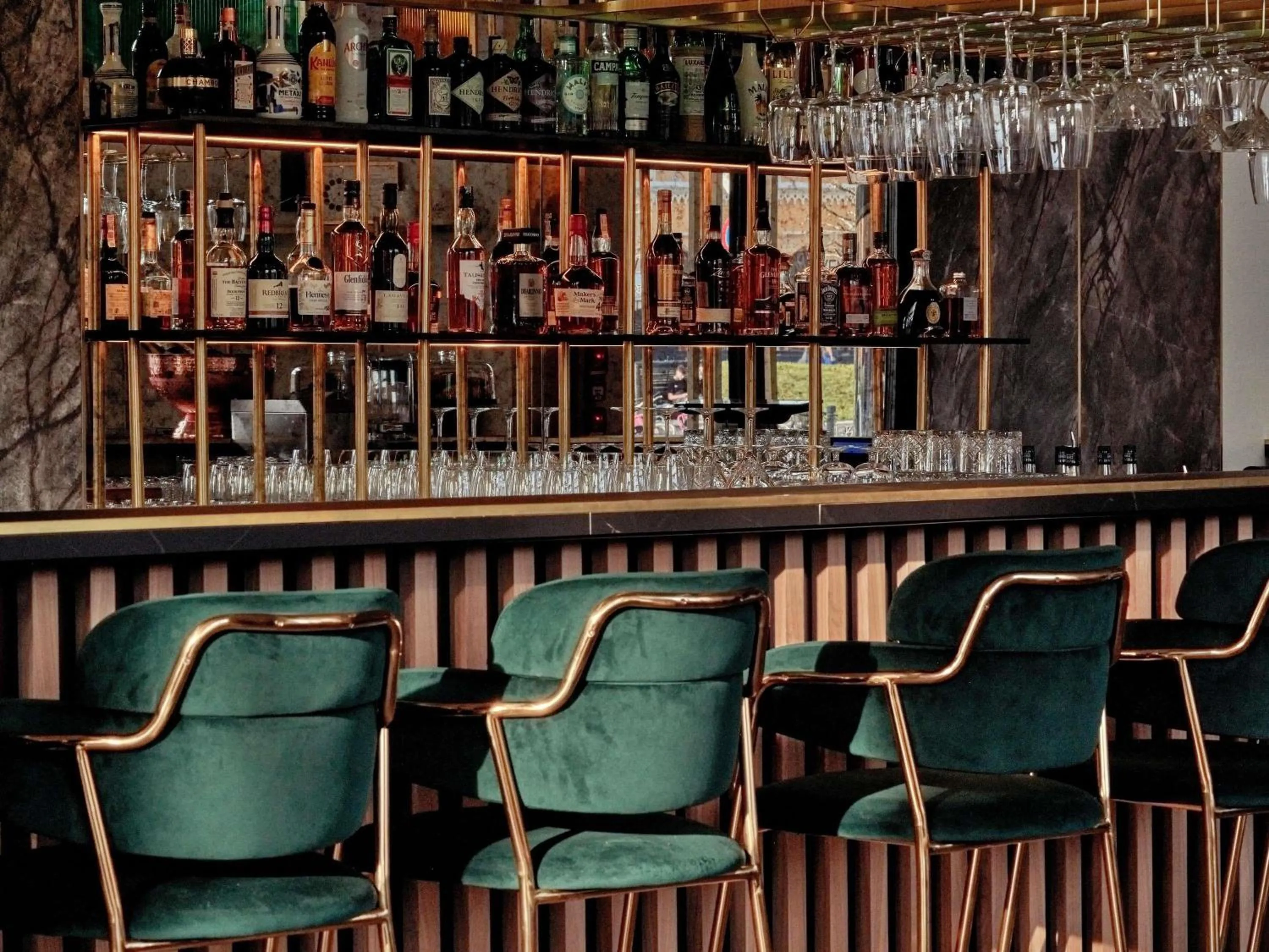 Lounge or bar in Mövenpick Grand Hotel Wroclaw