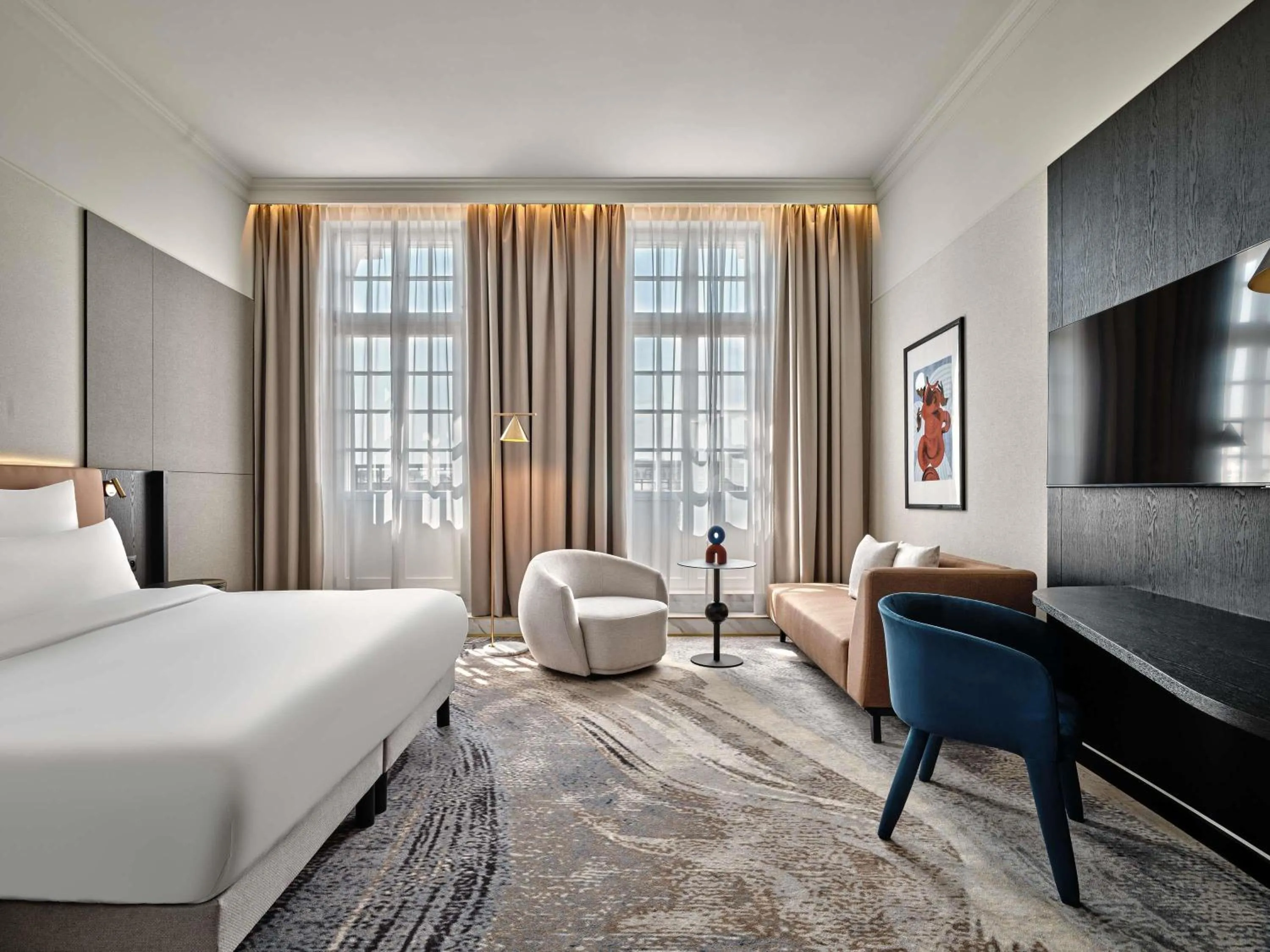 Bedroom, Bed in Mövenpick Grand Hotel Wroclaw