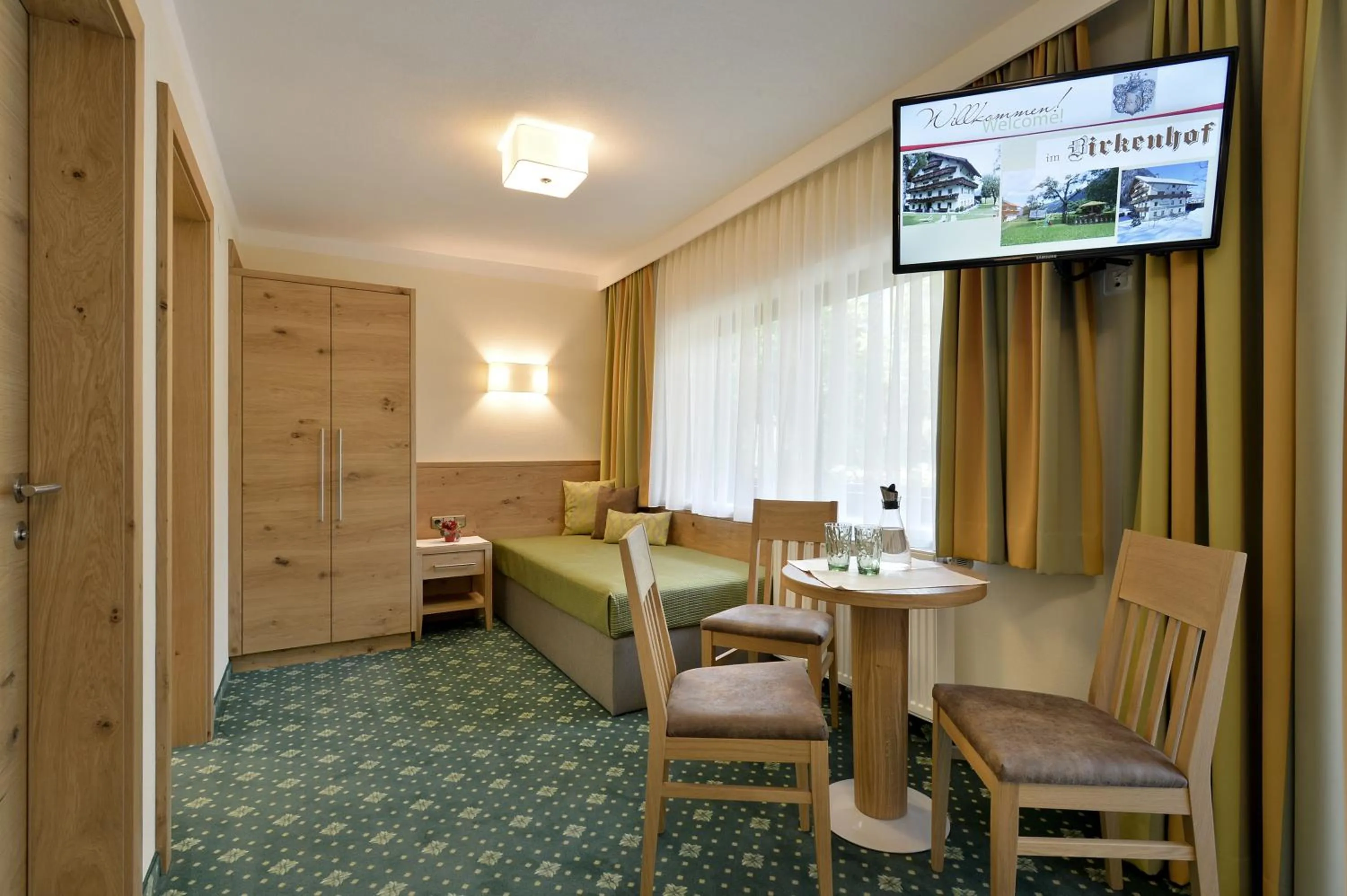 TV and multimedia in Hotel Garni Birkenhof