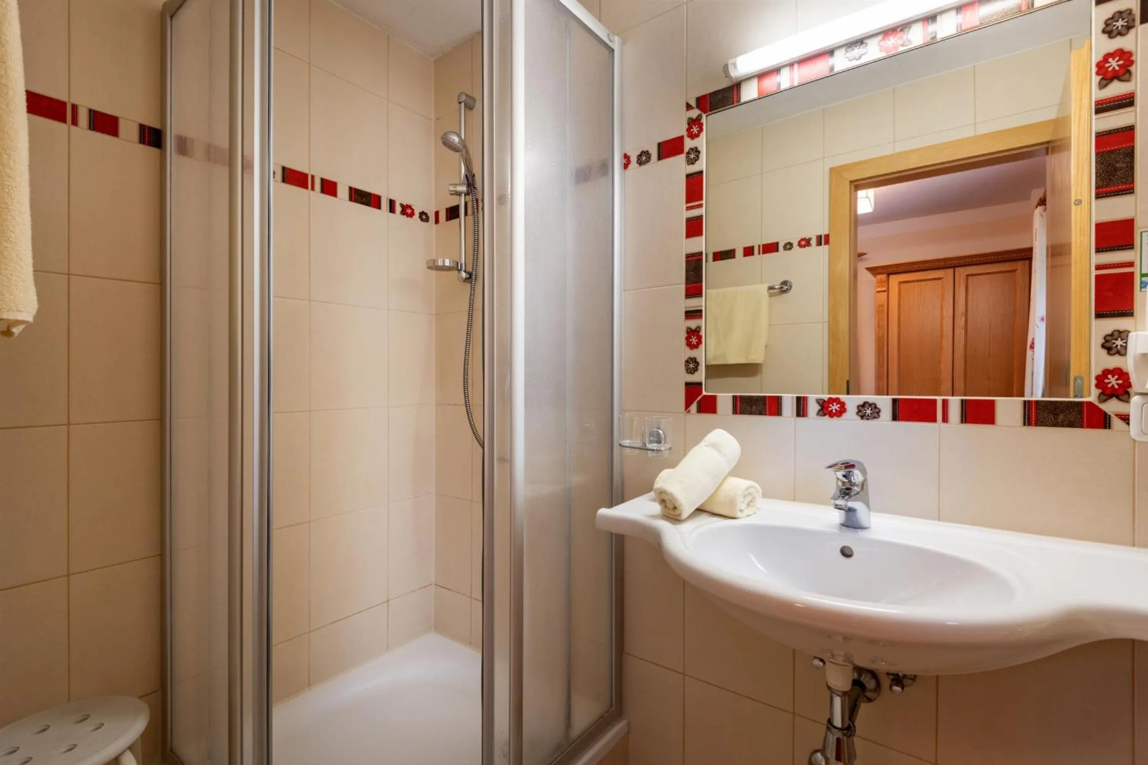 Shower in Hotel Garni Birkenhof