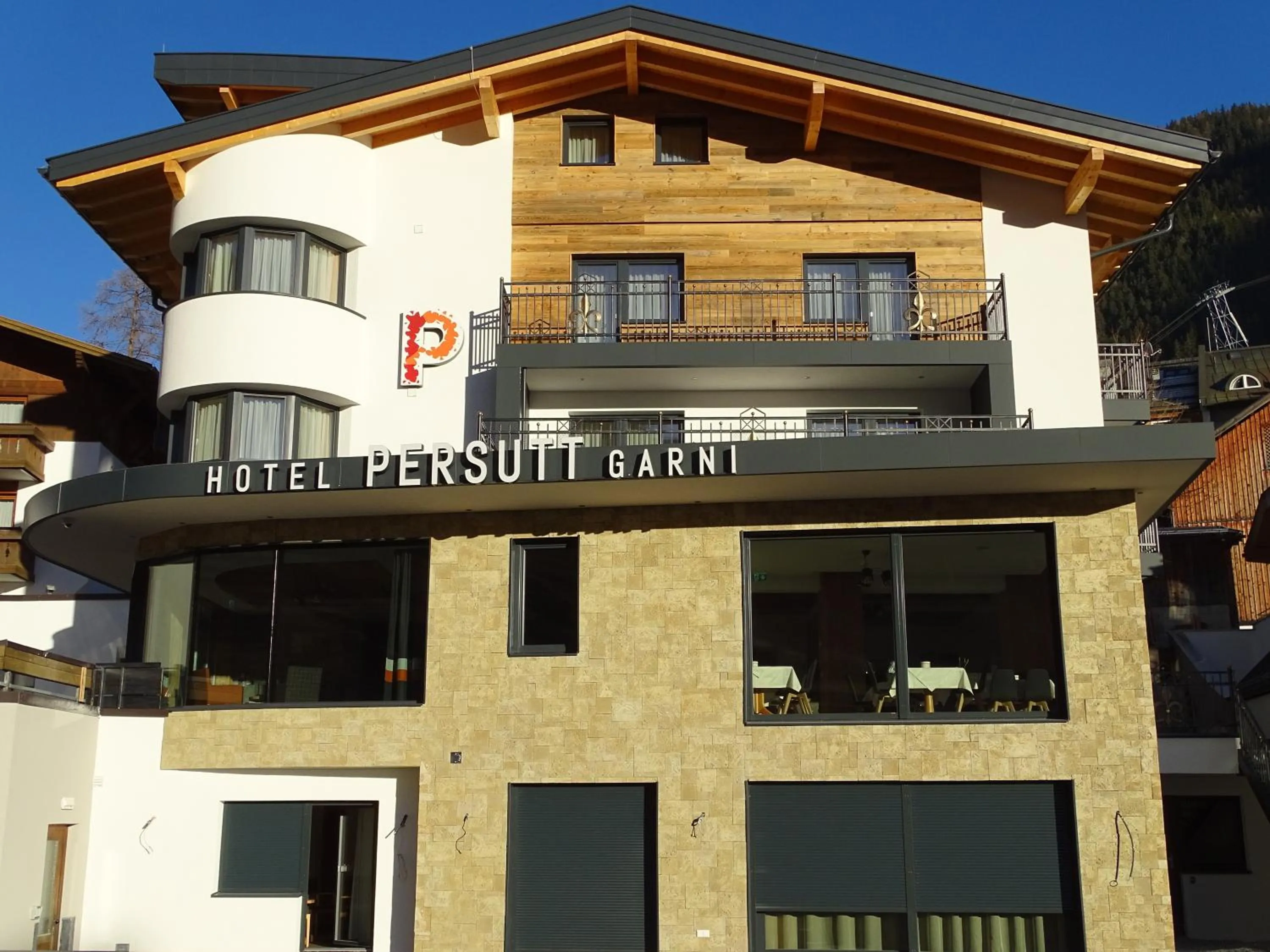 Property building in Hotel Garni Persutt