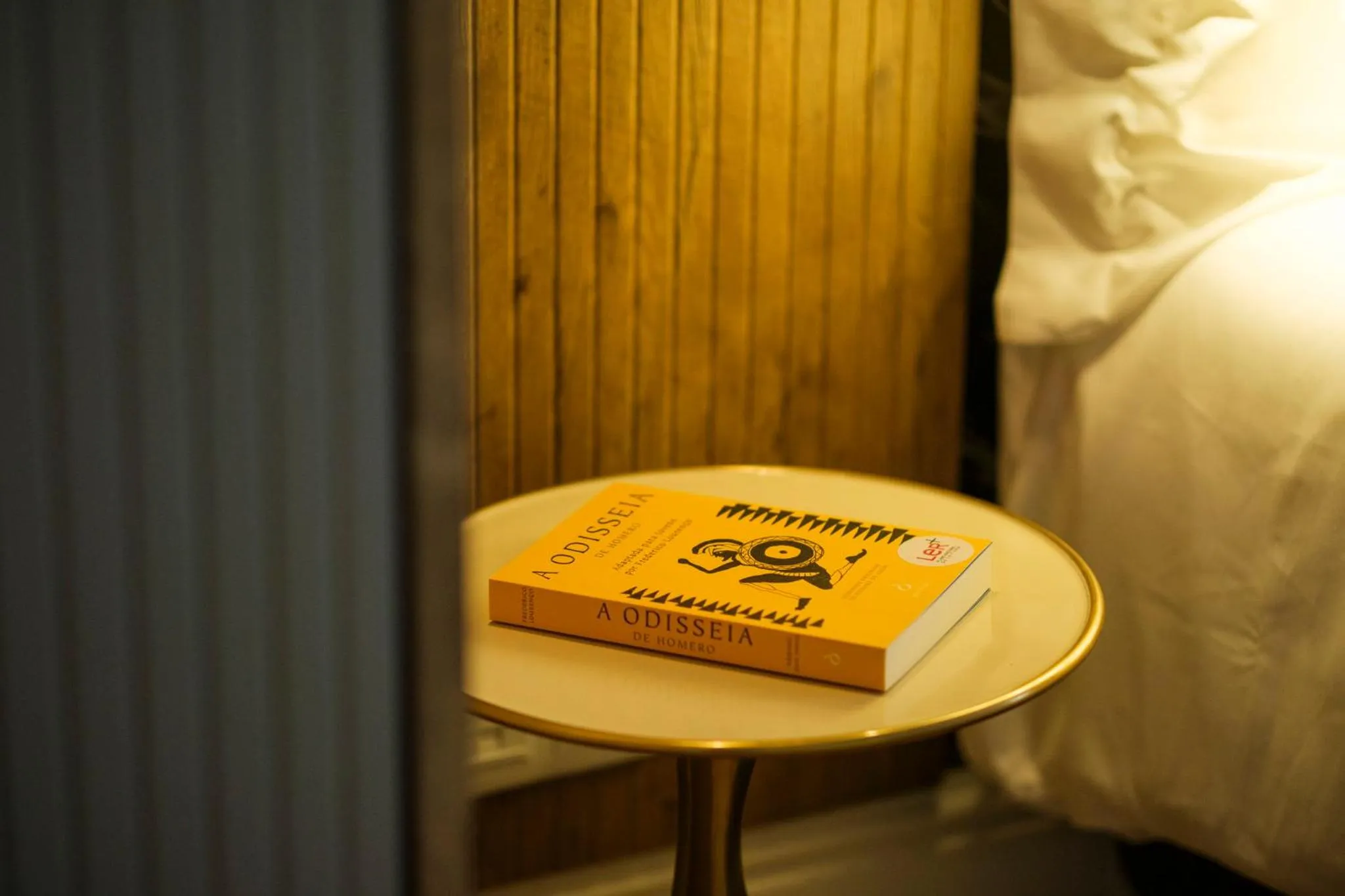 Photo of the whole room, Bed in Azores Book Hotel