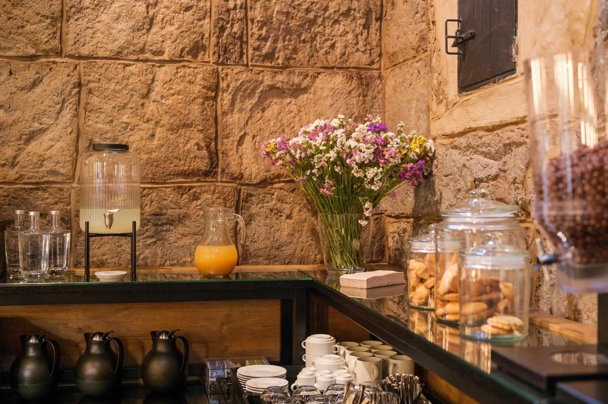 Food and drinks in Azores Book Hotel