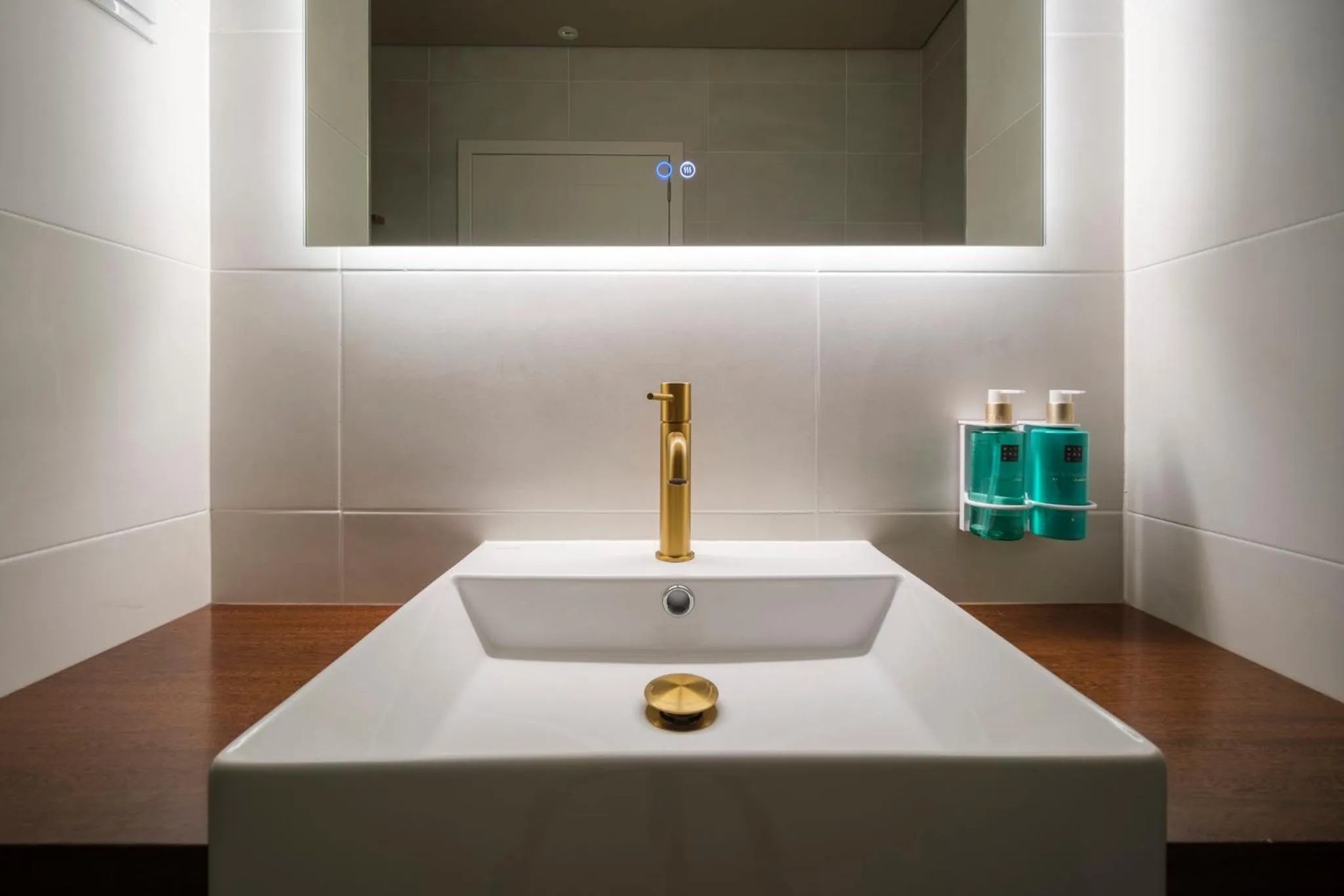 Bathroom in Azores Book Hotel