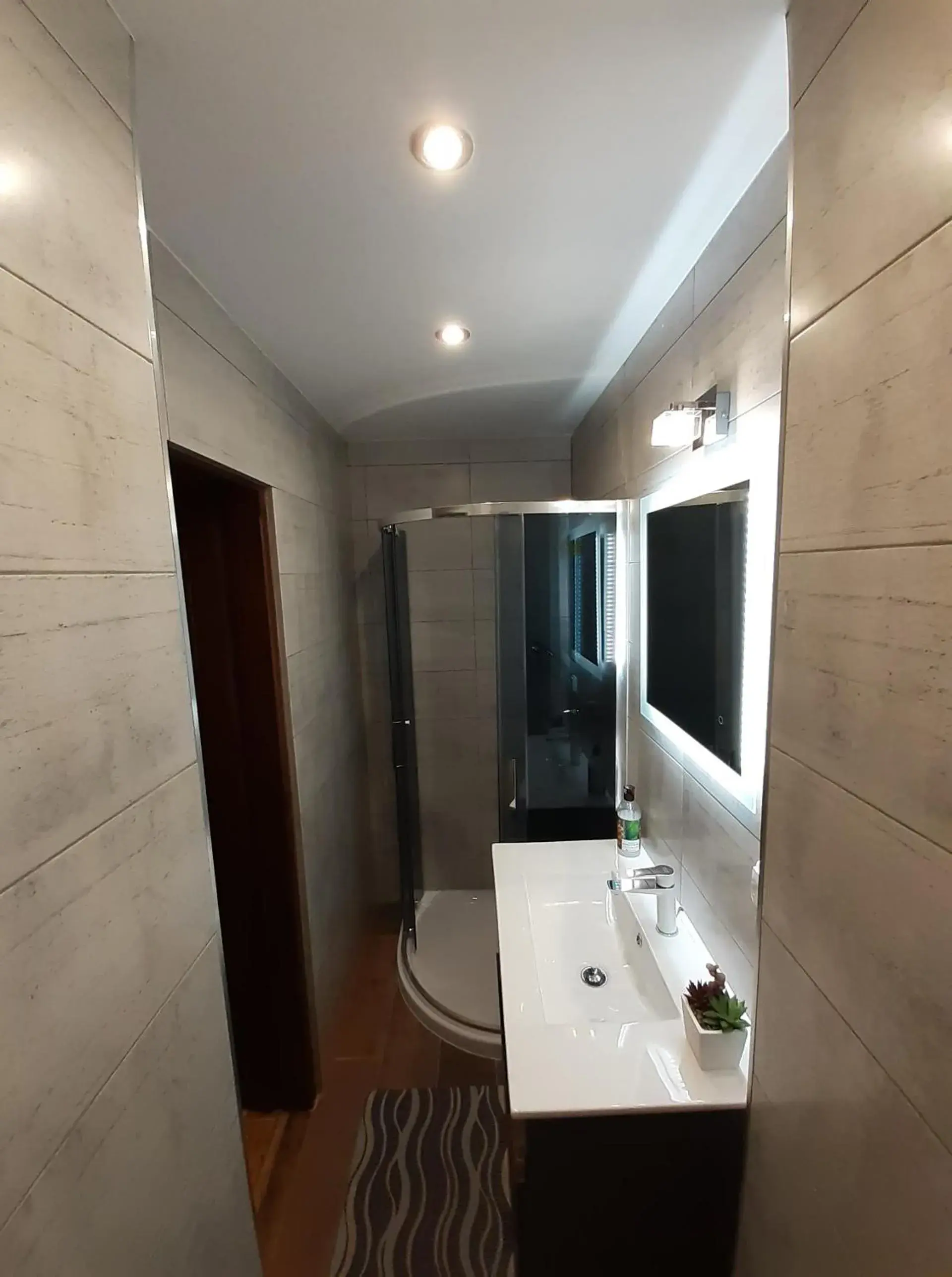 Double Room with Shared Bathroom in Willa Anna Double Room with Shared Bathroom in Willa Anna
