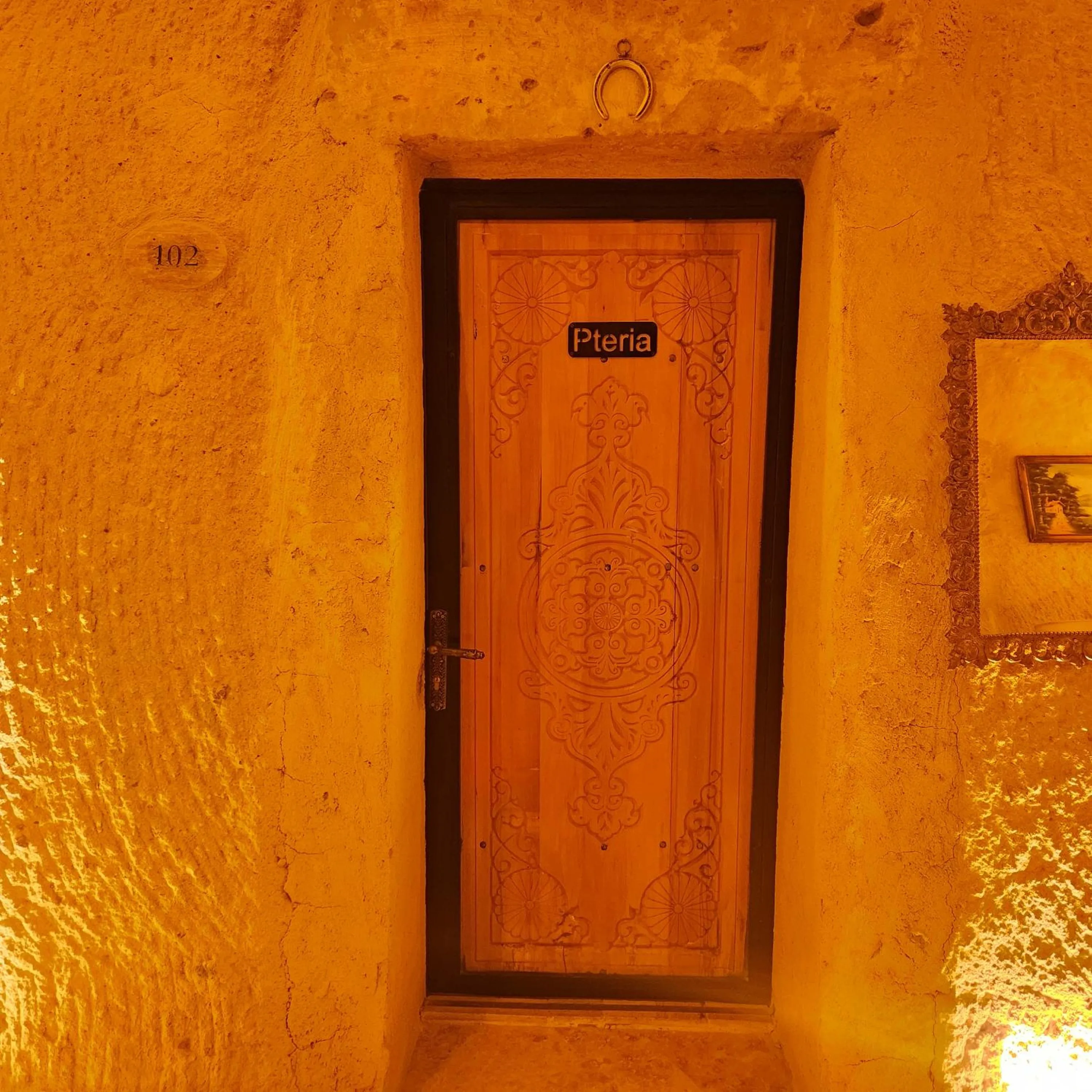 room service in Memories Cave House Adults Only Plus 12