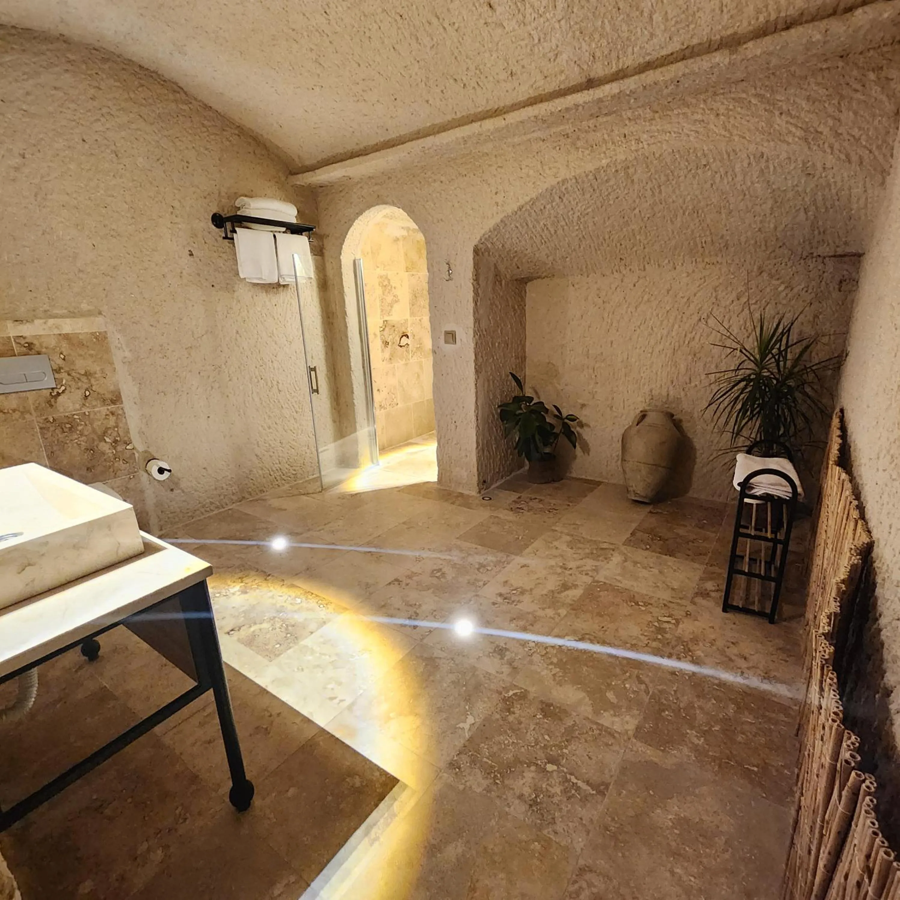 Memories Cave House Adults Only Plus 12