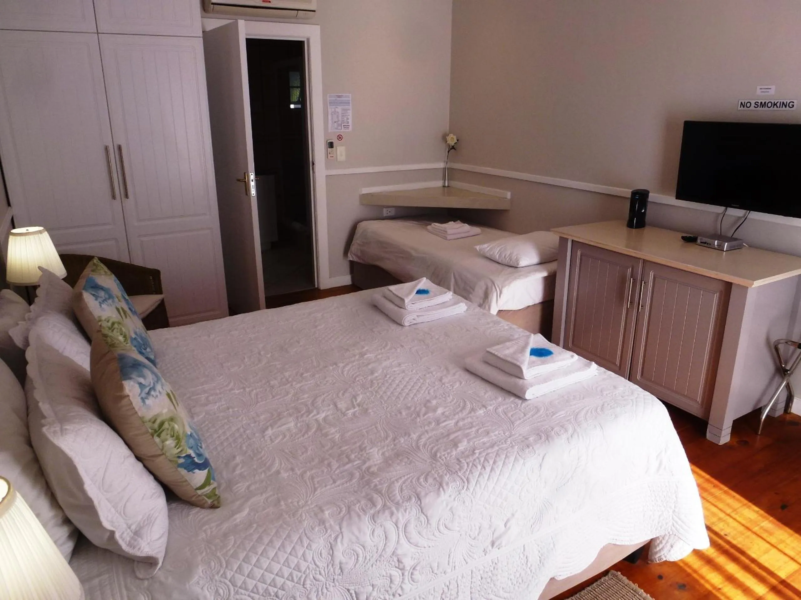 Bed in @Yamkela Guest House