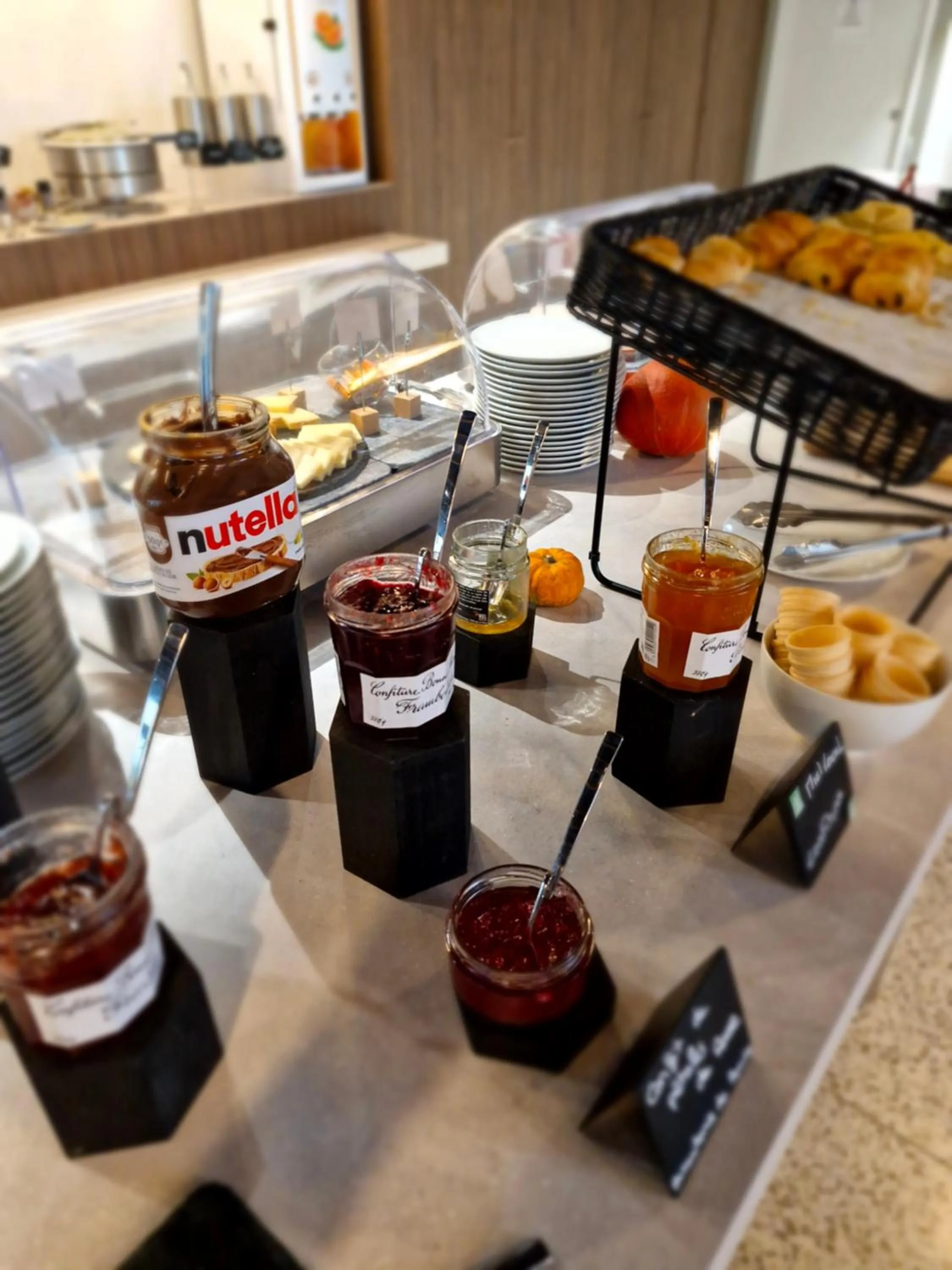 Breakfast in Hôtel AKENA Serris - Val d'Europe