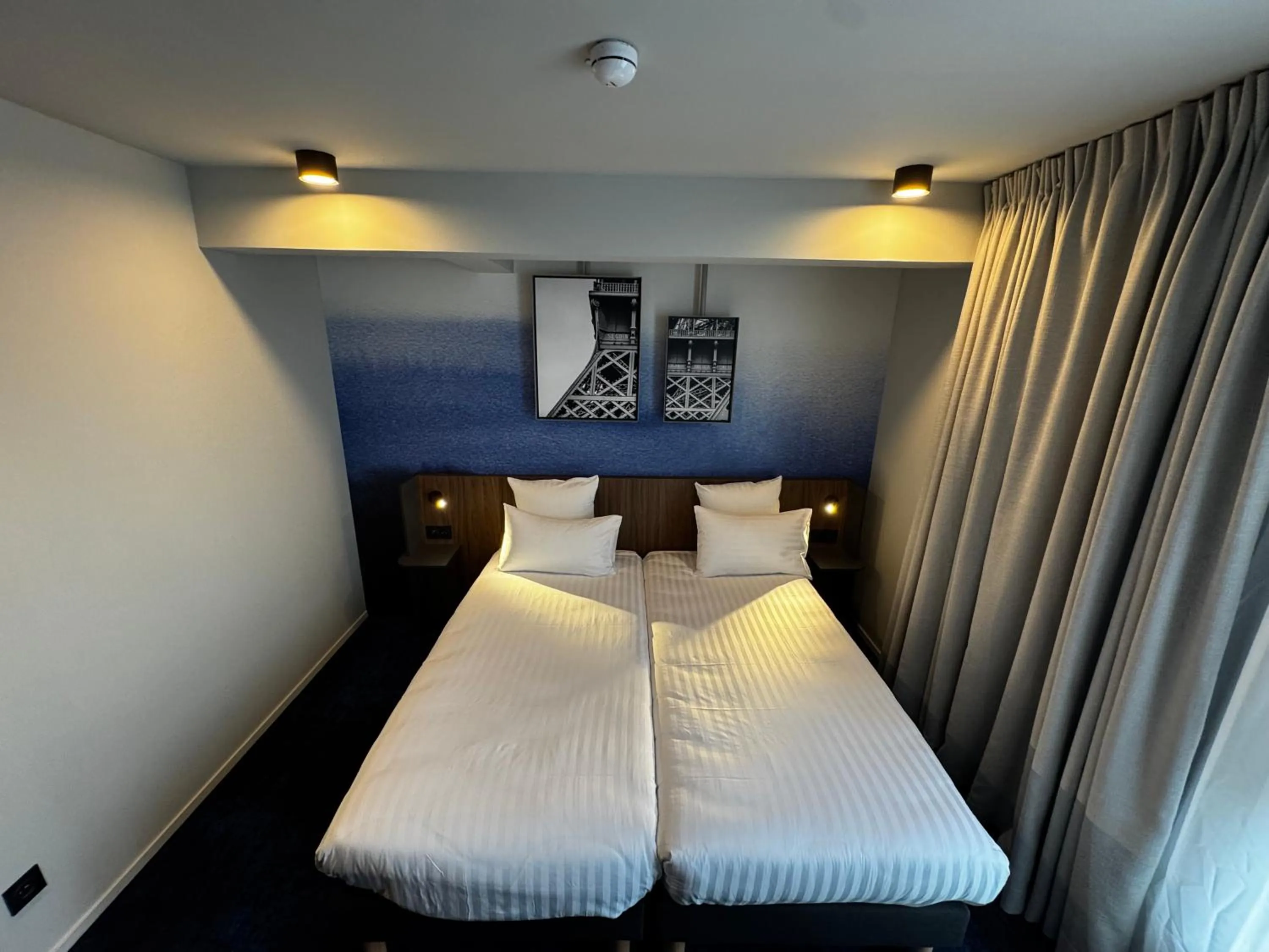 Bed in Hôtel AKENA Serris - Val d'Europe