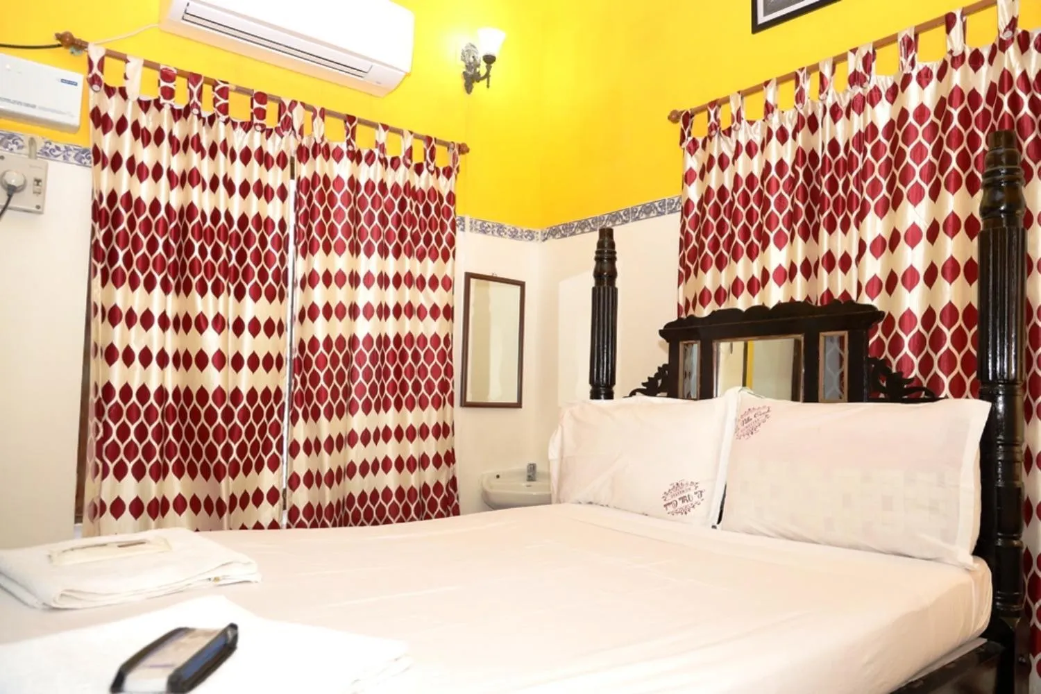 Bed in LA VILLA CREOLE