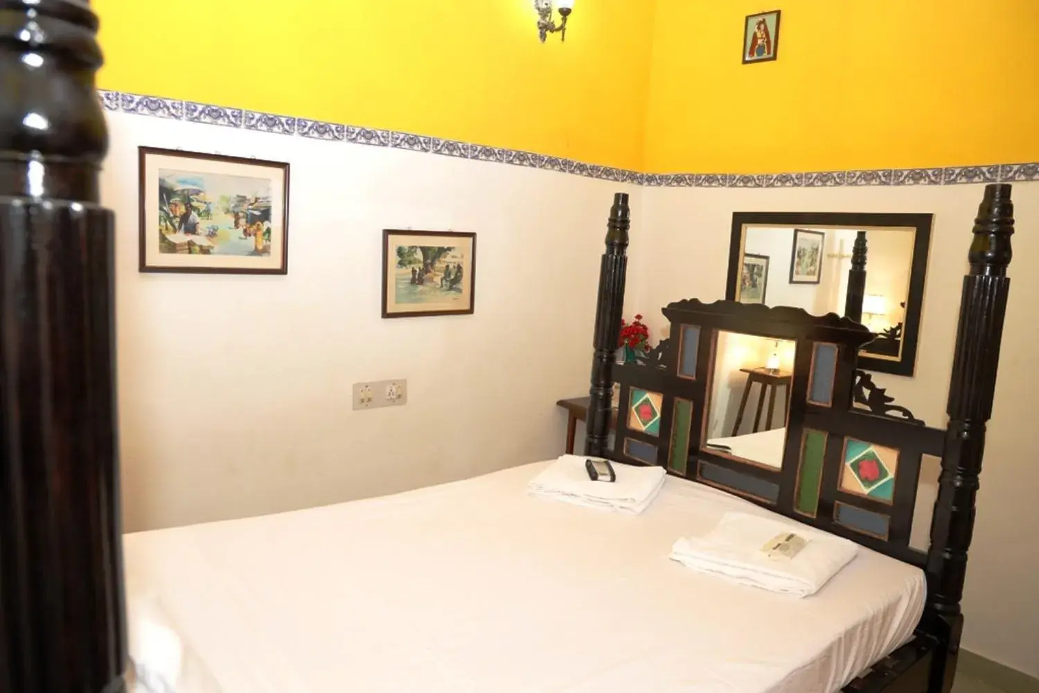 Small Double Room in LA VILLA CREOLE Small Double Room in LA VILLA CREOLE