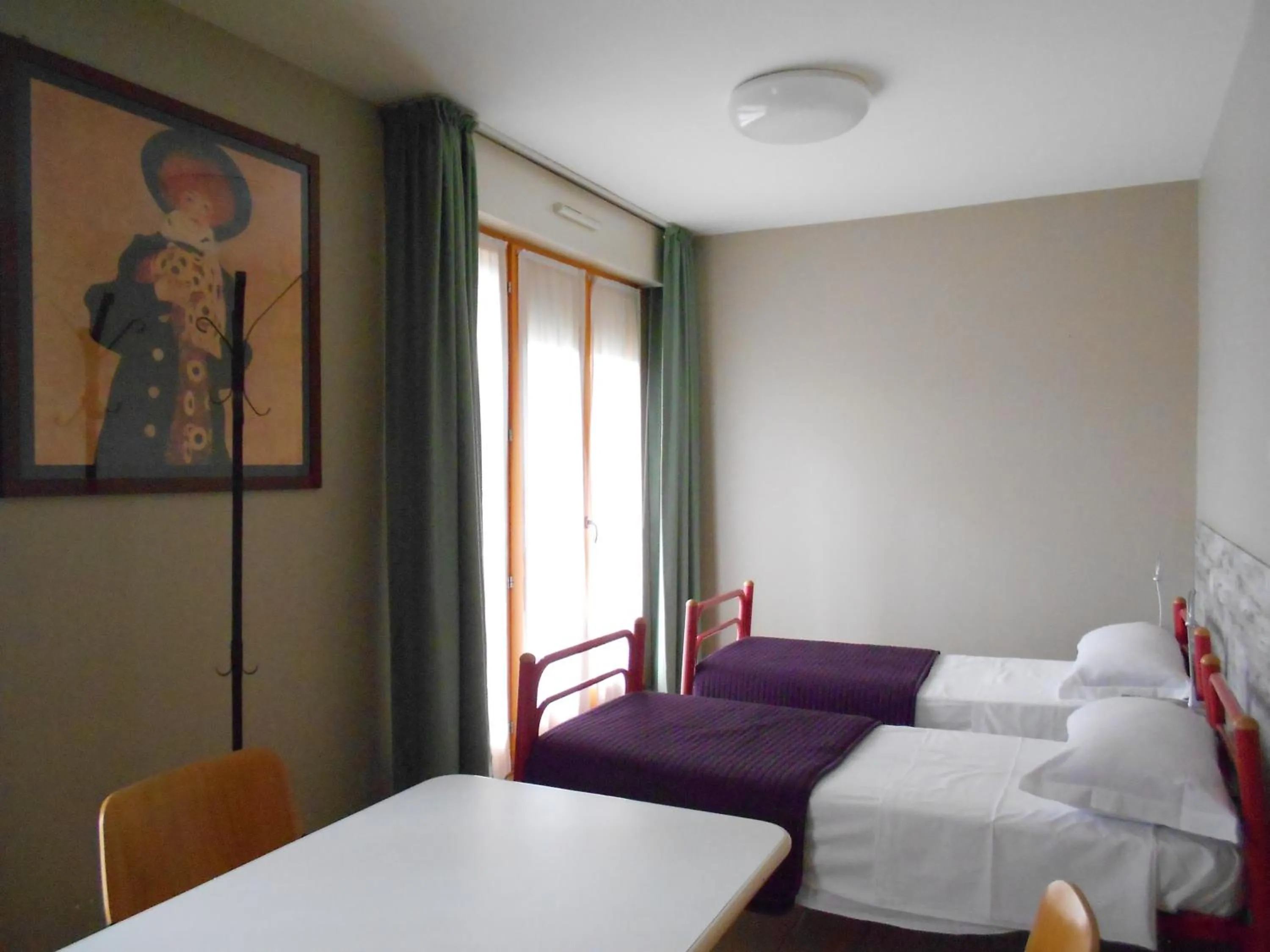 Photo of the whole room, Bed in Ostello Torino