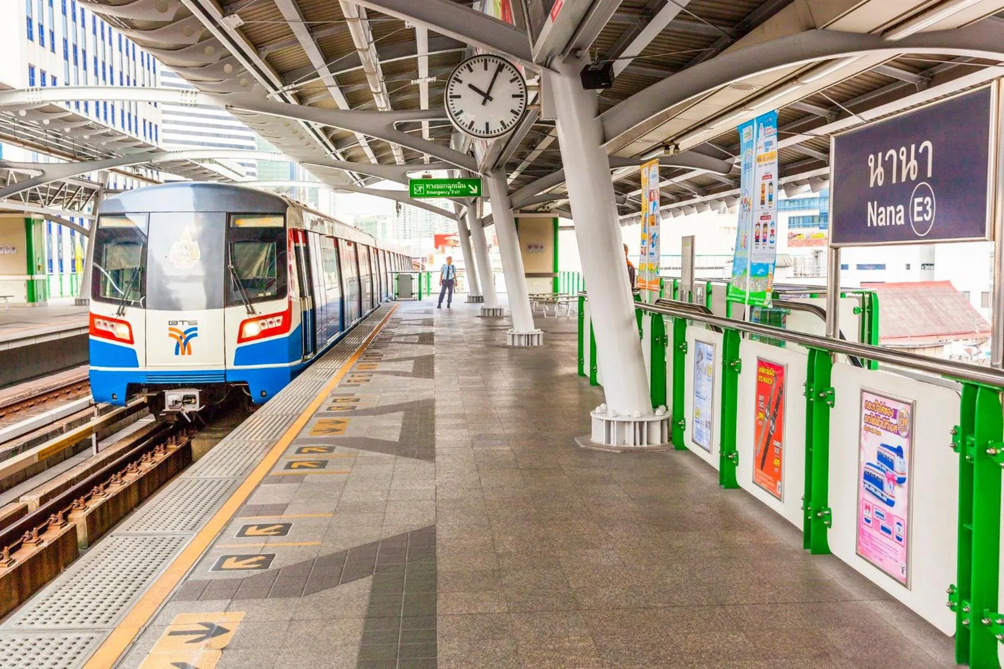 Area and facilities in Holiday Inn Express Bangkok Sukhumvit 11 by IHG