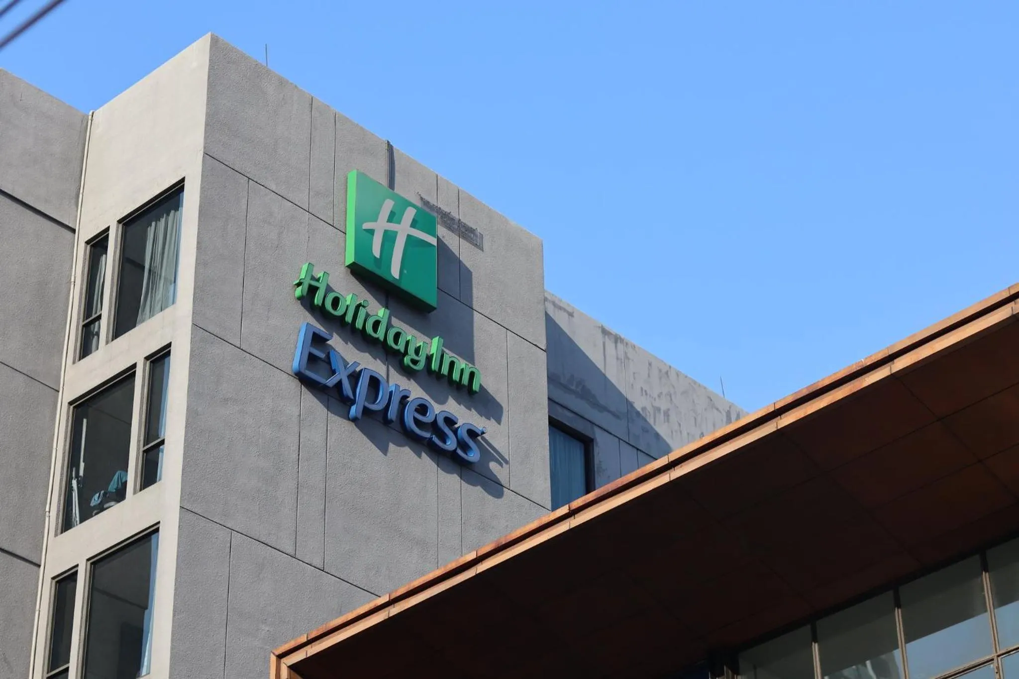 Property building in Holiday Inn Express Bangkok Sukhumvit 11 by IHG