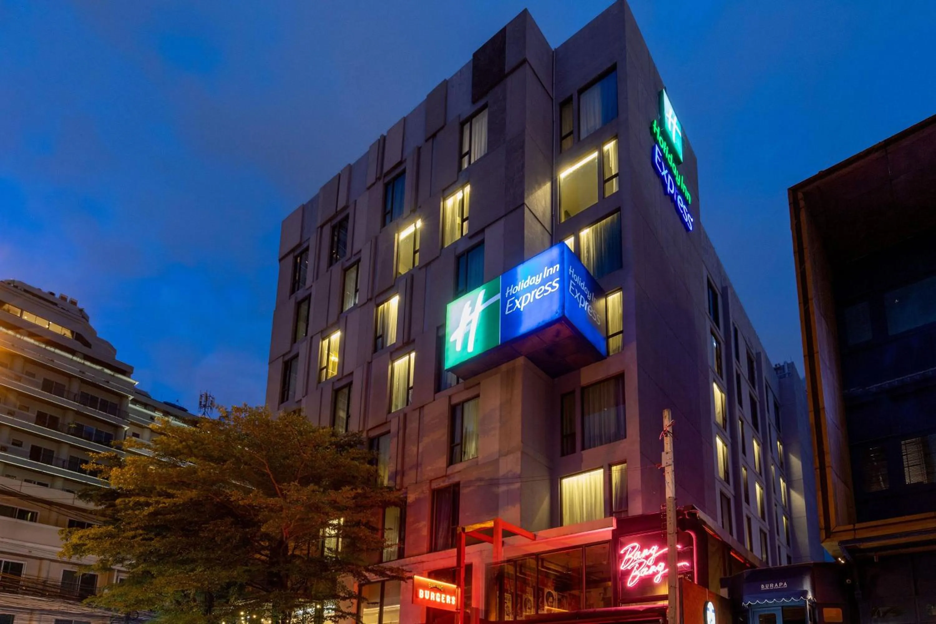 Property building in Holiday Inn Express Bangkok Sukhumvit 11 by IHG