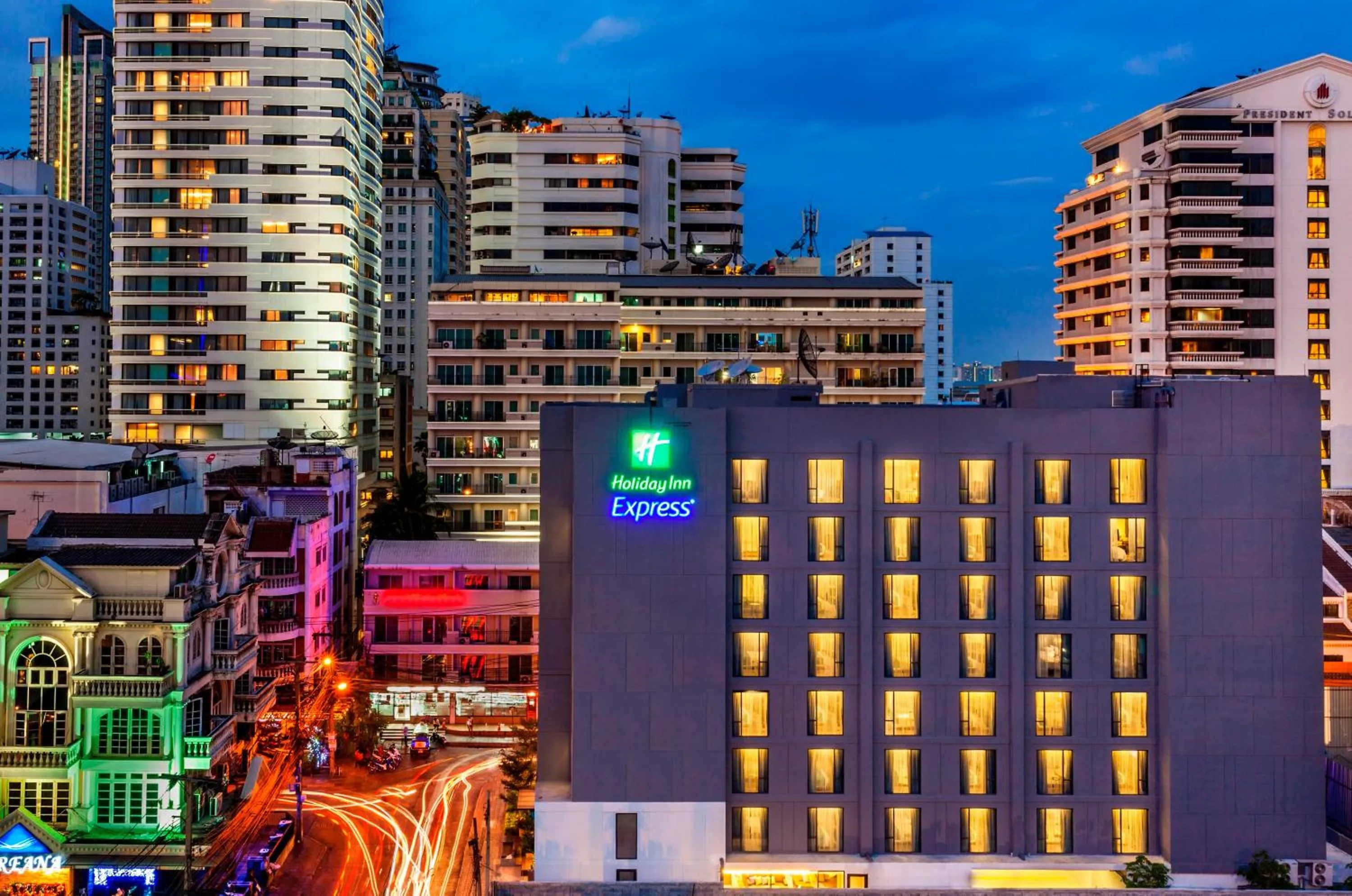 Property building in Holiday Inn Express Bangkok Sukhumvit 11 by IHG