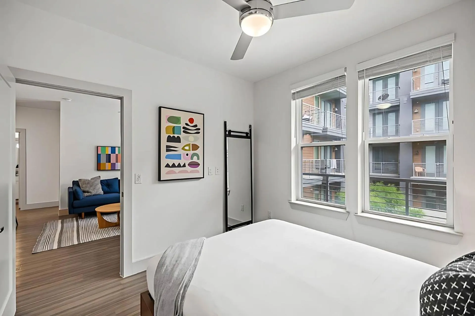 Bedroom, Bed in Placemakr Downtown Austin