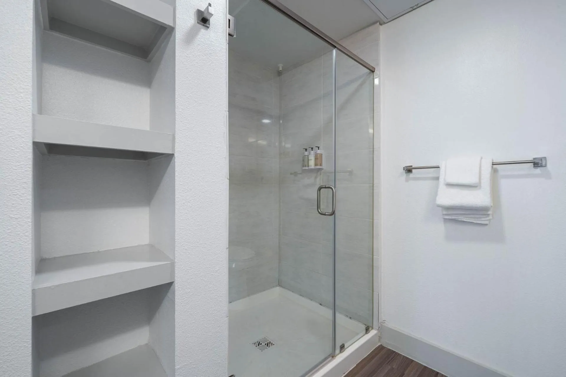 Bathroom in Placemakr Downtown Austin