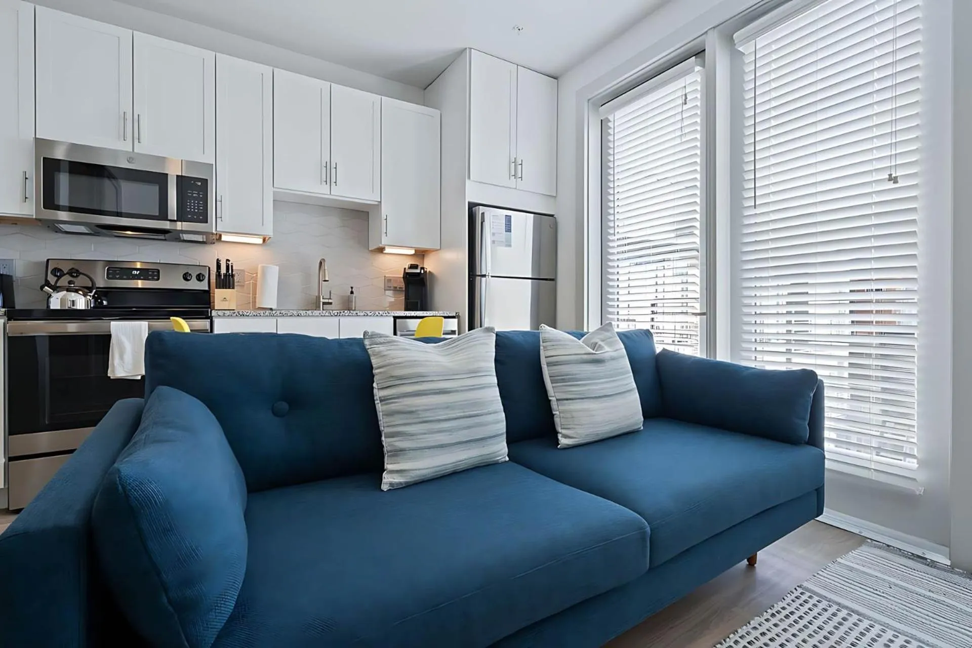 Living room in Placemakr Downtown Austin