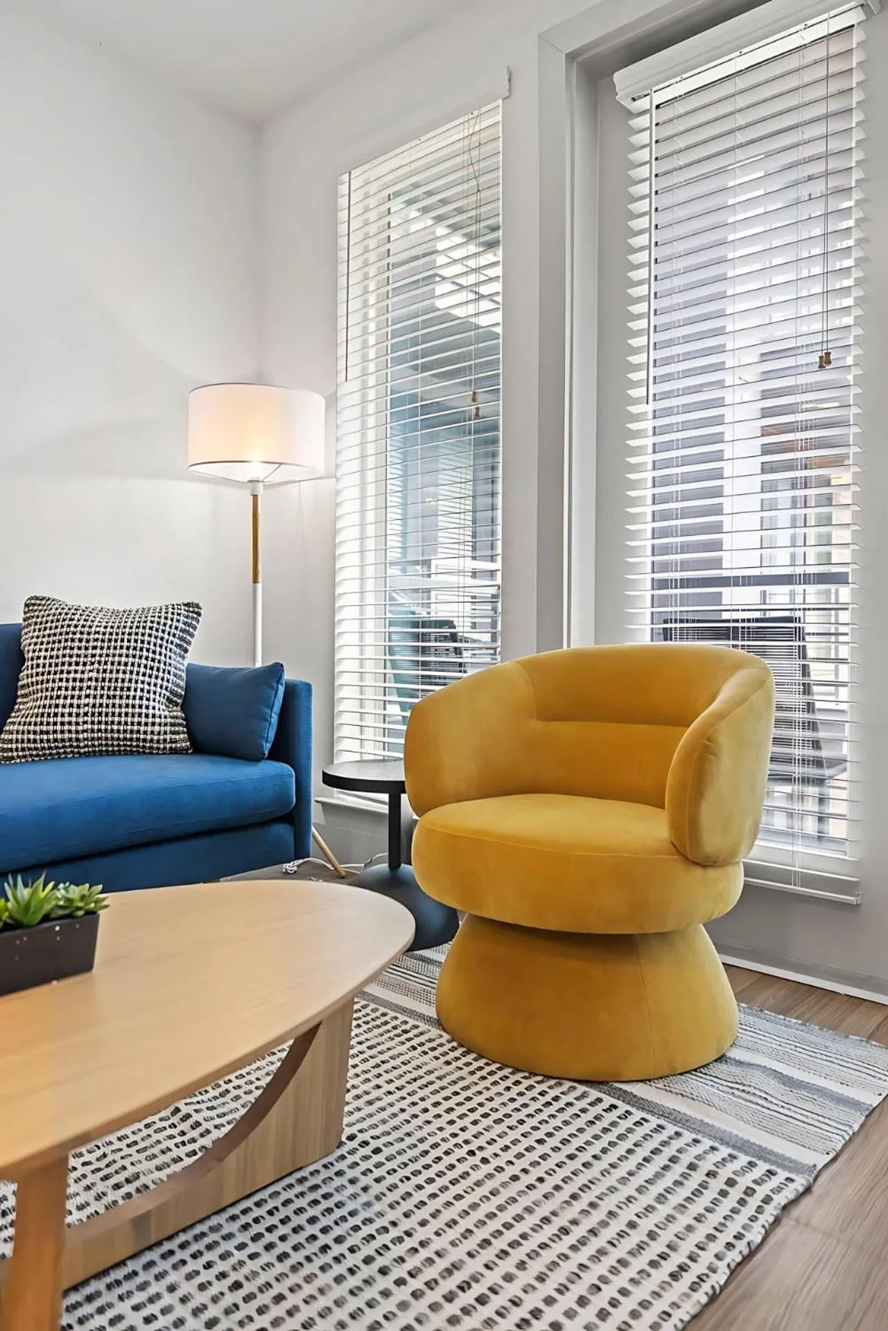 Living room in Placemakr Downtown Austin