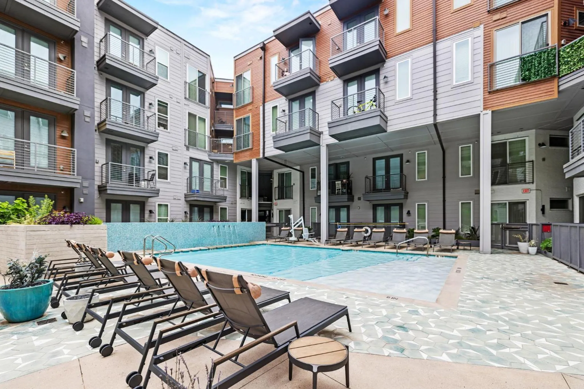 Patio in Placemakr Downtown Austin